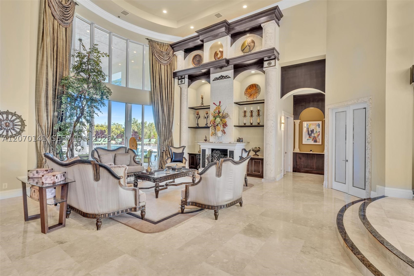 3828 Pine Lake Dr, Weston FL 33332