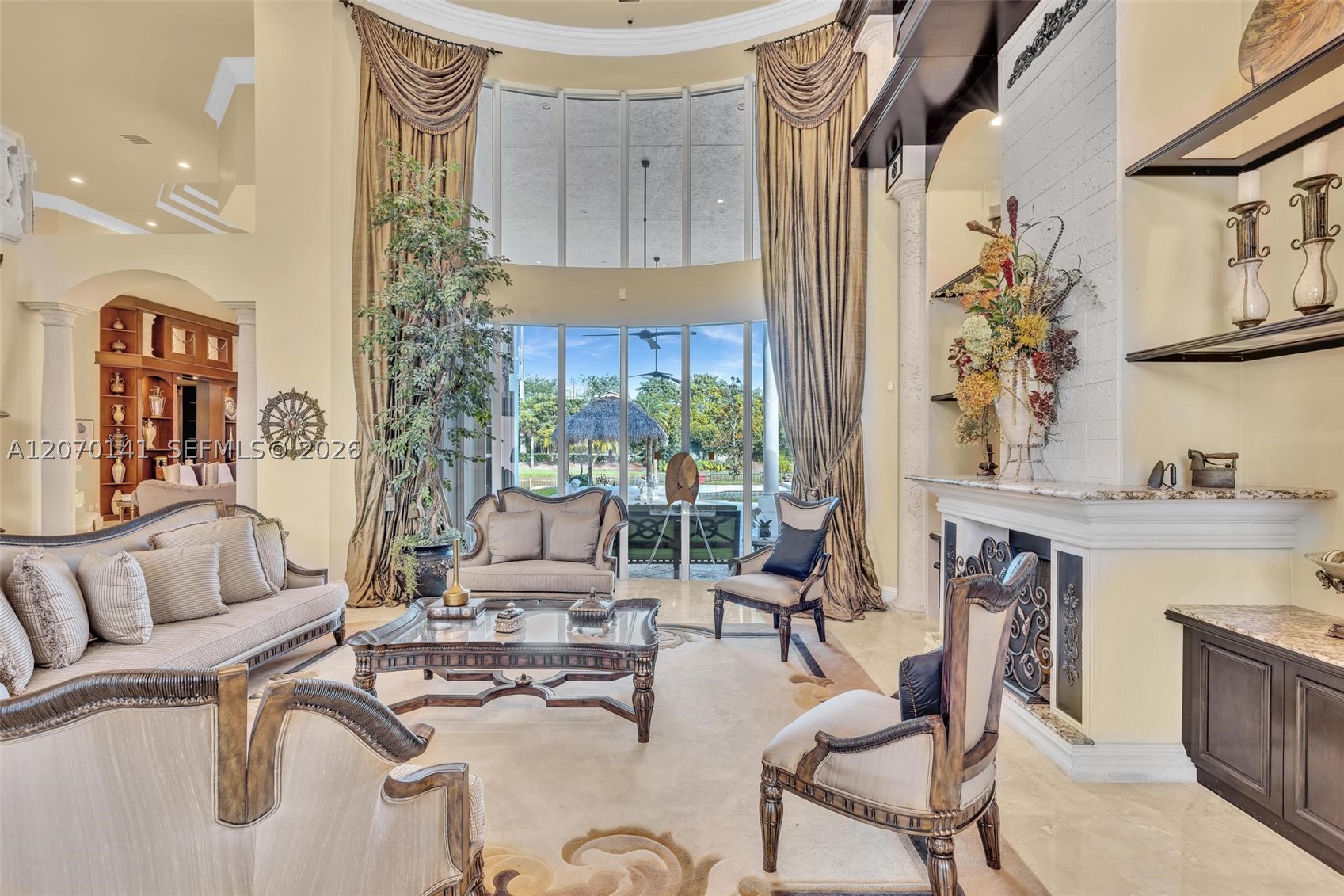 3828 Pine Lake Dr, Weston FL 33332