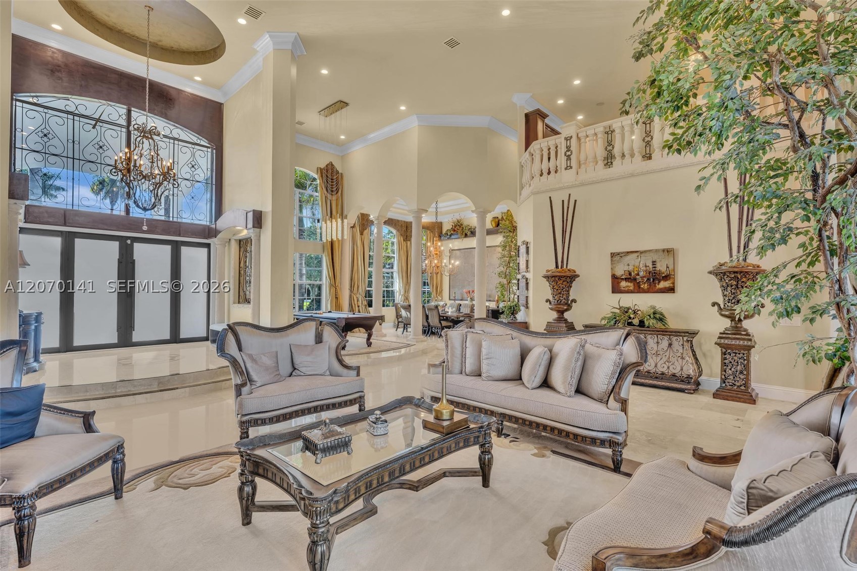 3828 Pine Lake Dr, Weston FL 33332