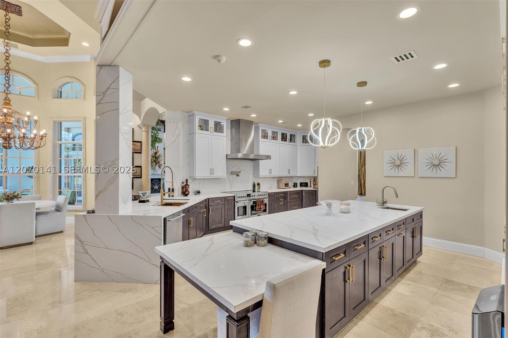 3828 Pine Lake Dr, Weston FL 33332