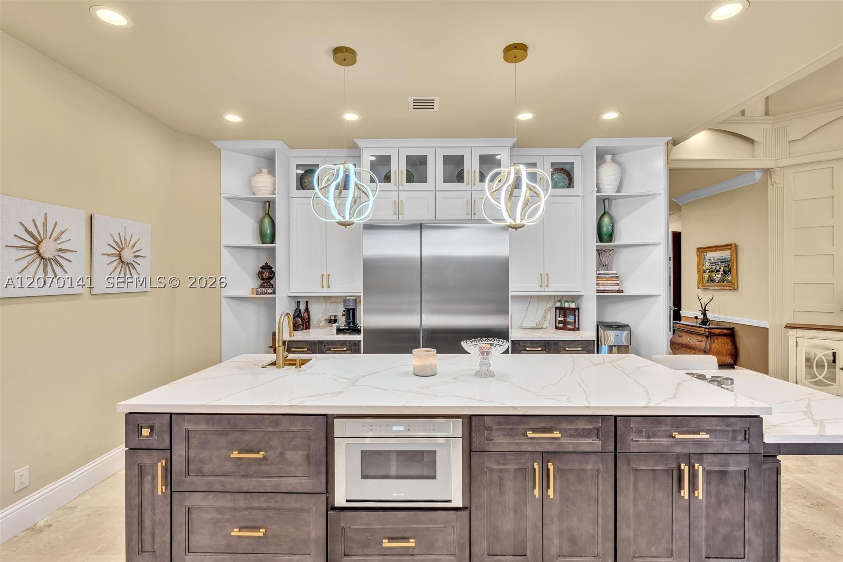 3828 Pine Lake Dr, Weston FL 33332