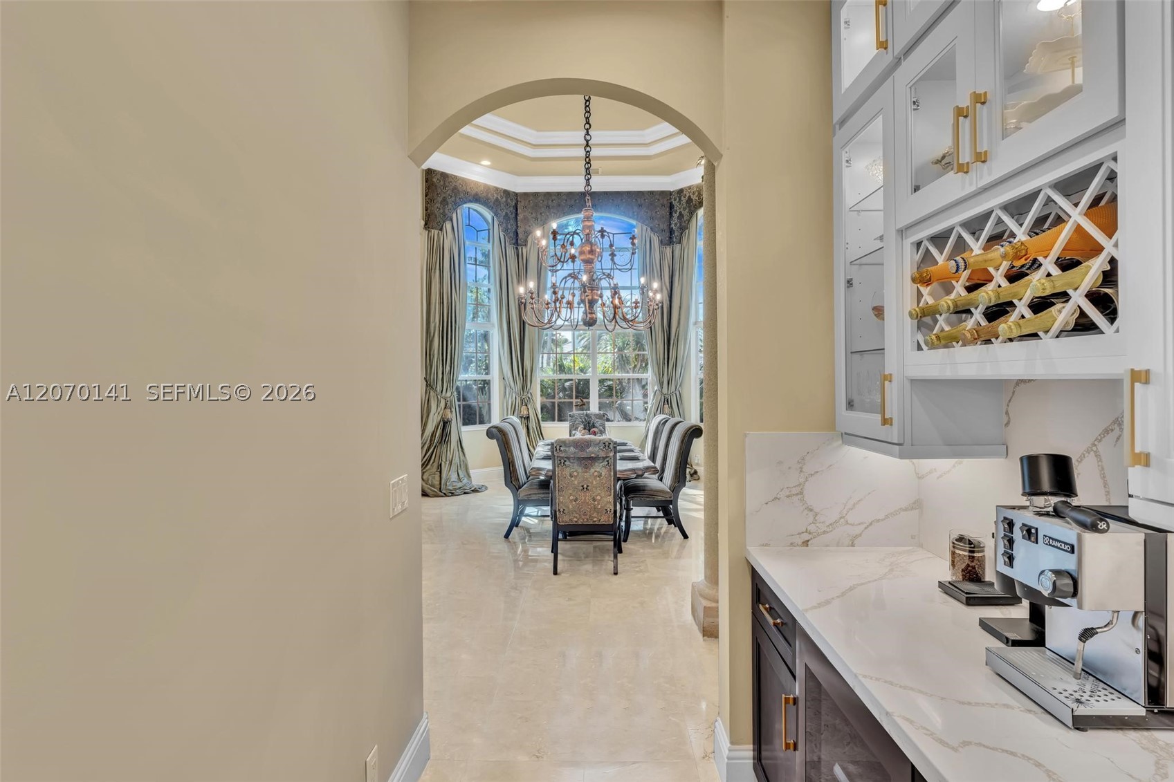 3828 Pine Lake Dr, Weston FL 33332