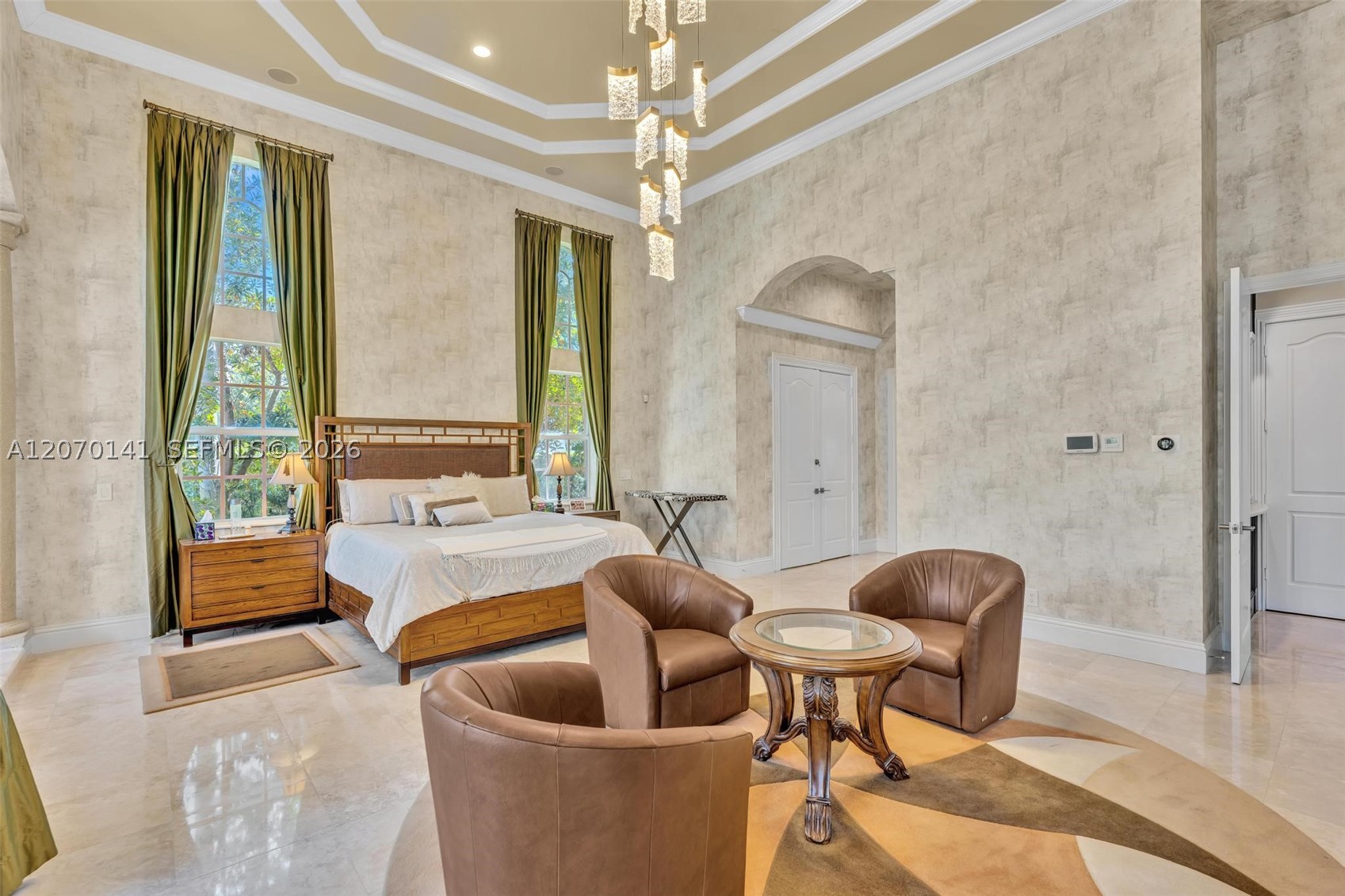 3828 Pine Lake Dr, Weston FL 33332