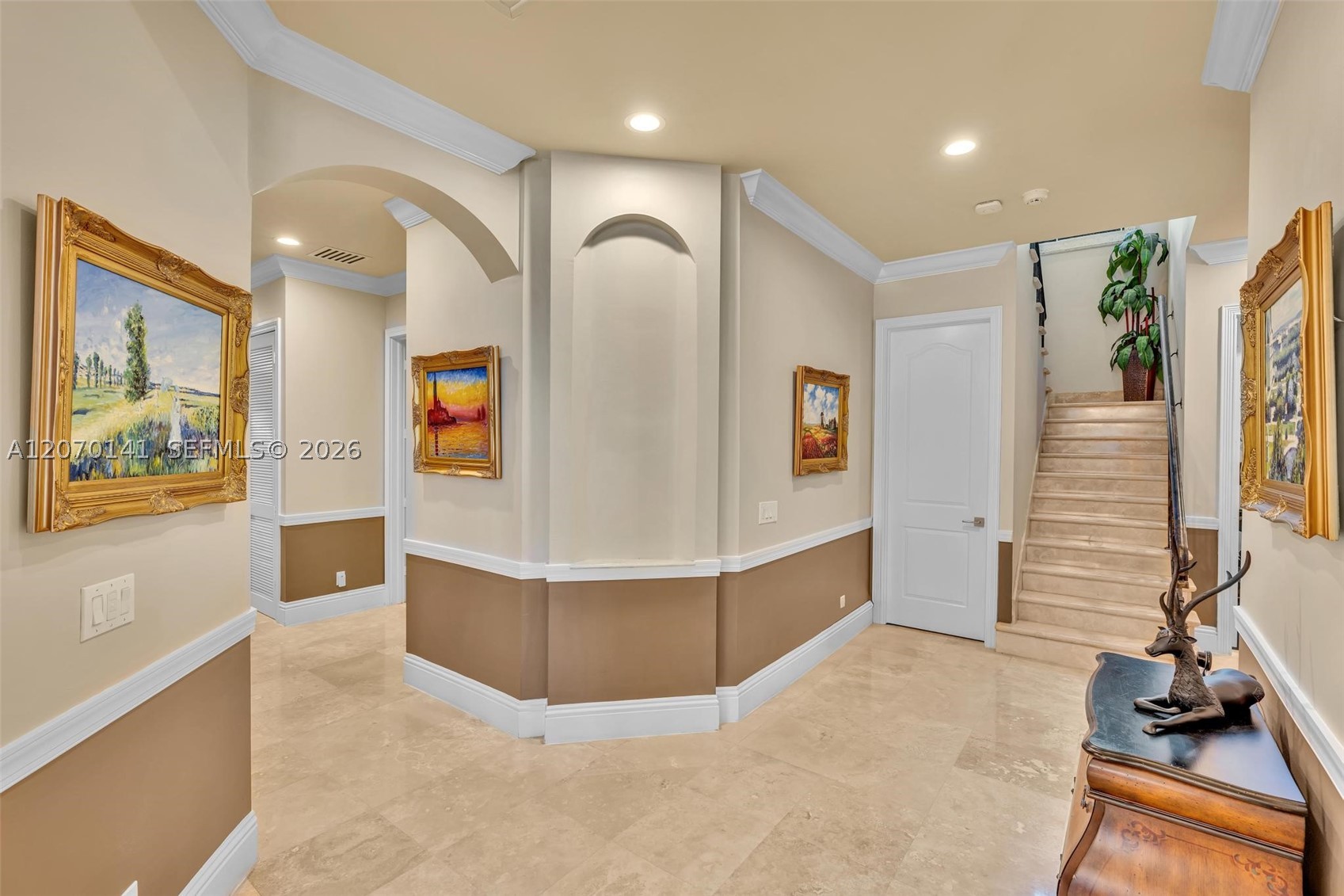 3828 Pine Lake Dr, Weston FL 33332