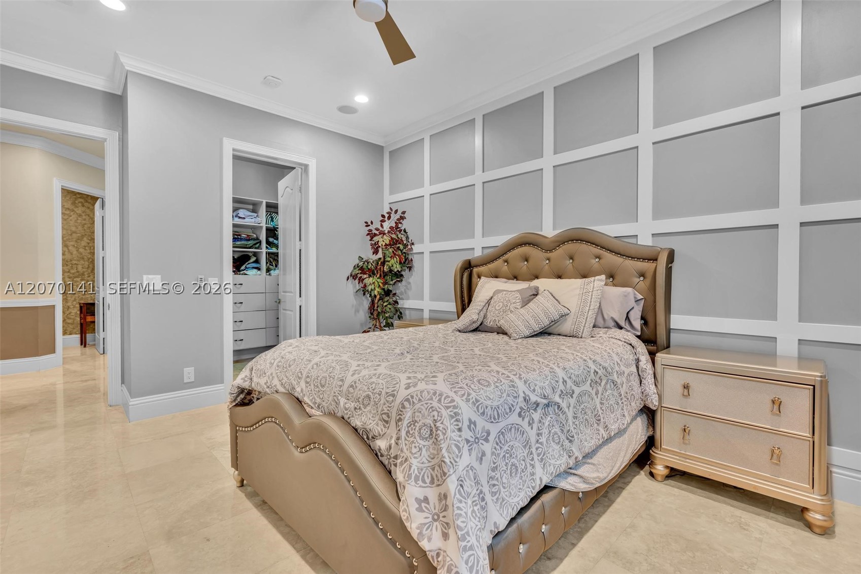 3828 Pine Lake Dr, Weston FL 33332