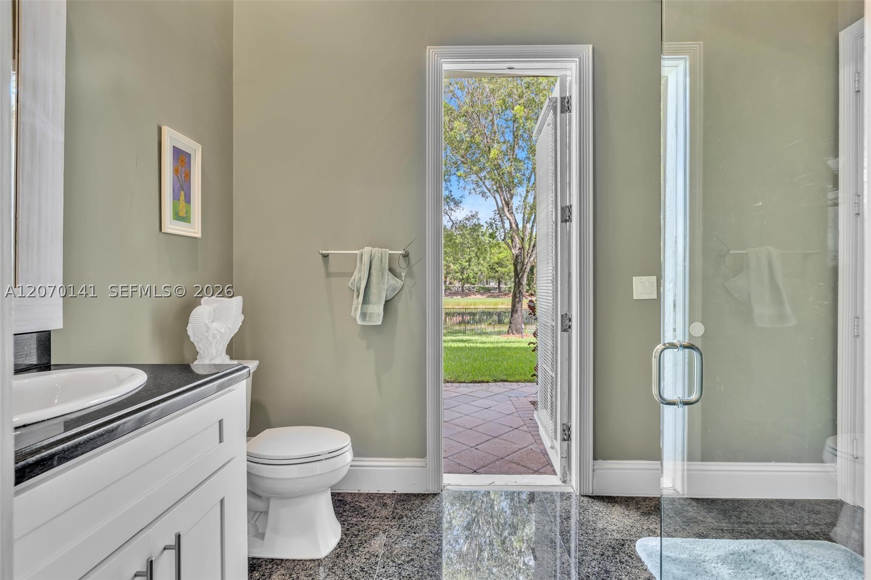 3828 Pine Lake Dr, Weston FL 33332
