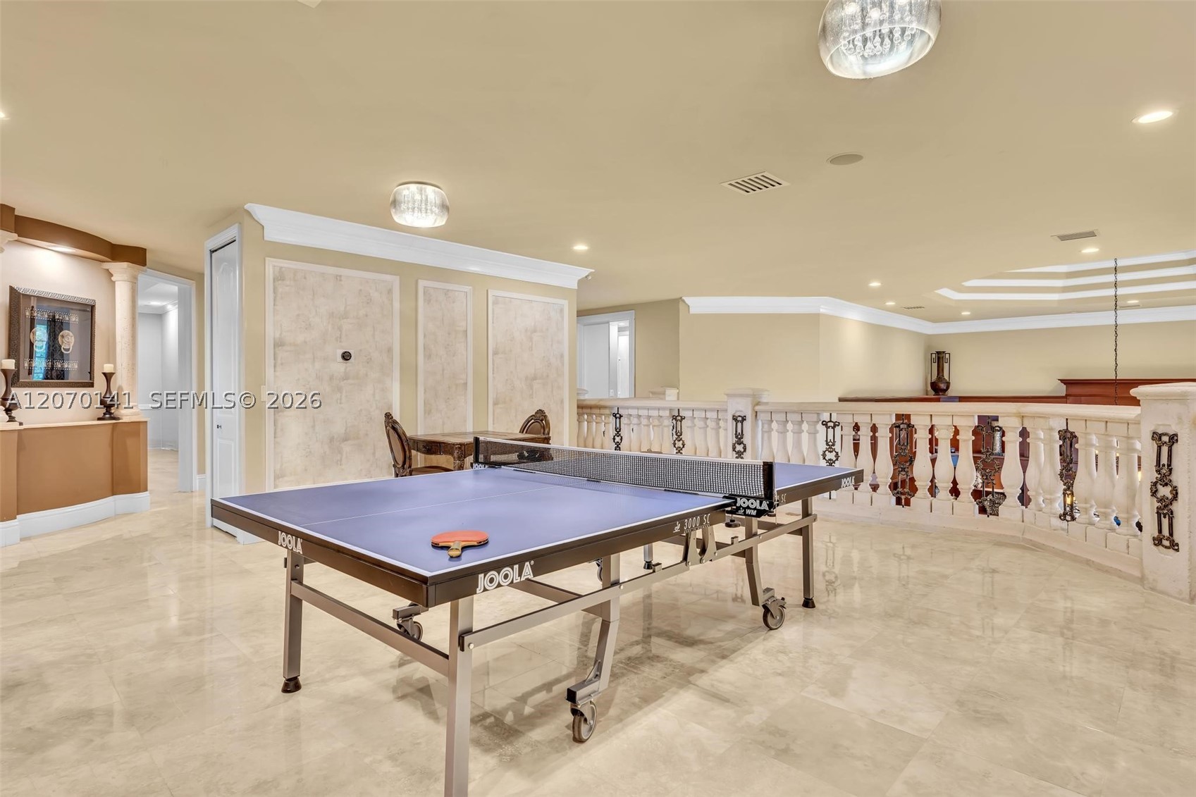 3828 Pine Lake Dr, Weston FL 33332