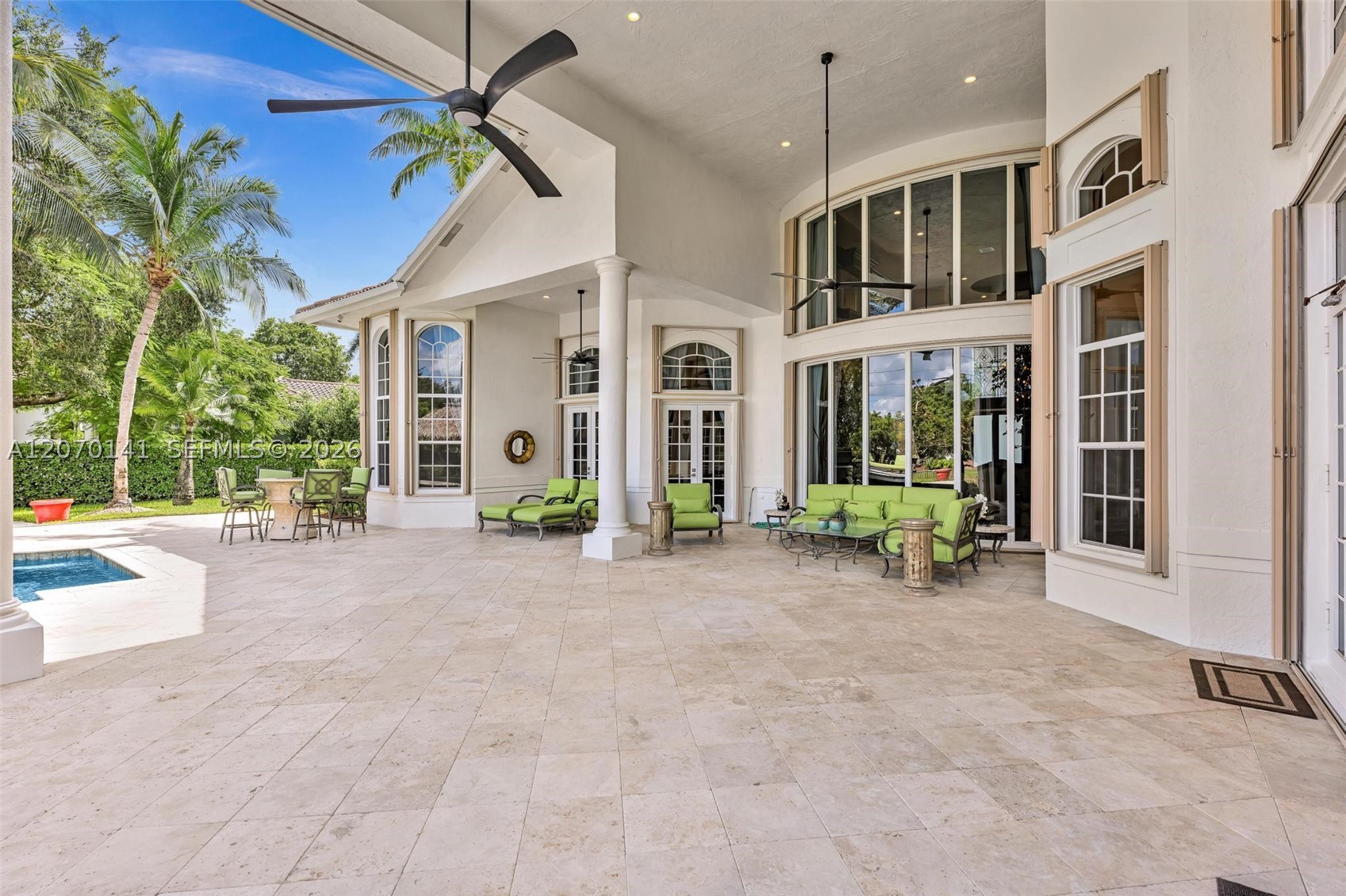 3828 Pine Lake Dr, Weston FL 33332