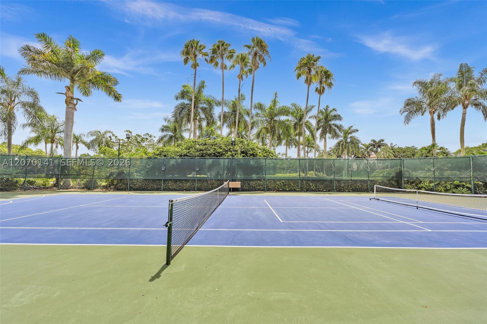3828 Pine Lake Dr, Weston FL 33332