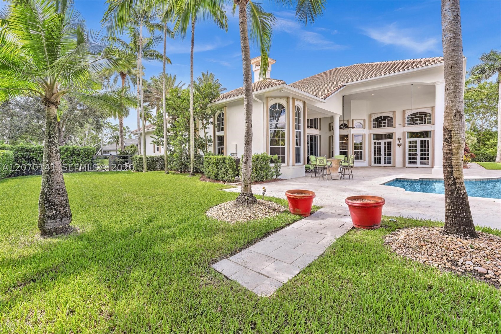3828 Pine Lake Dr, Weston FL 33332