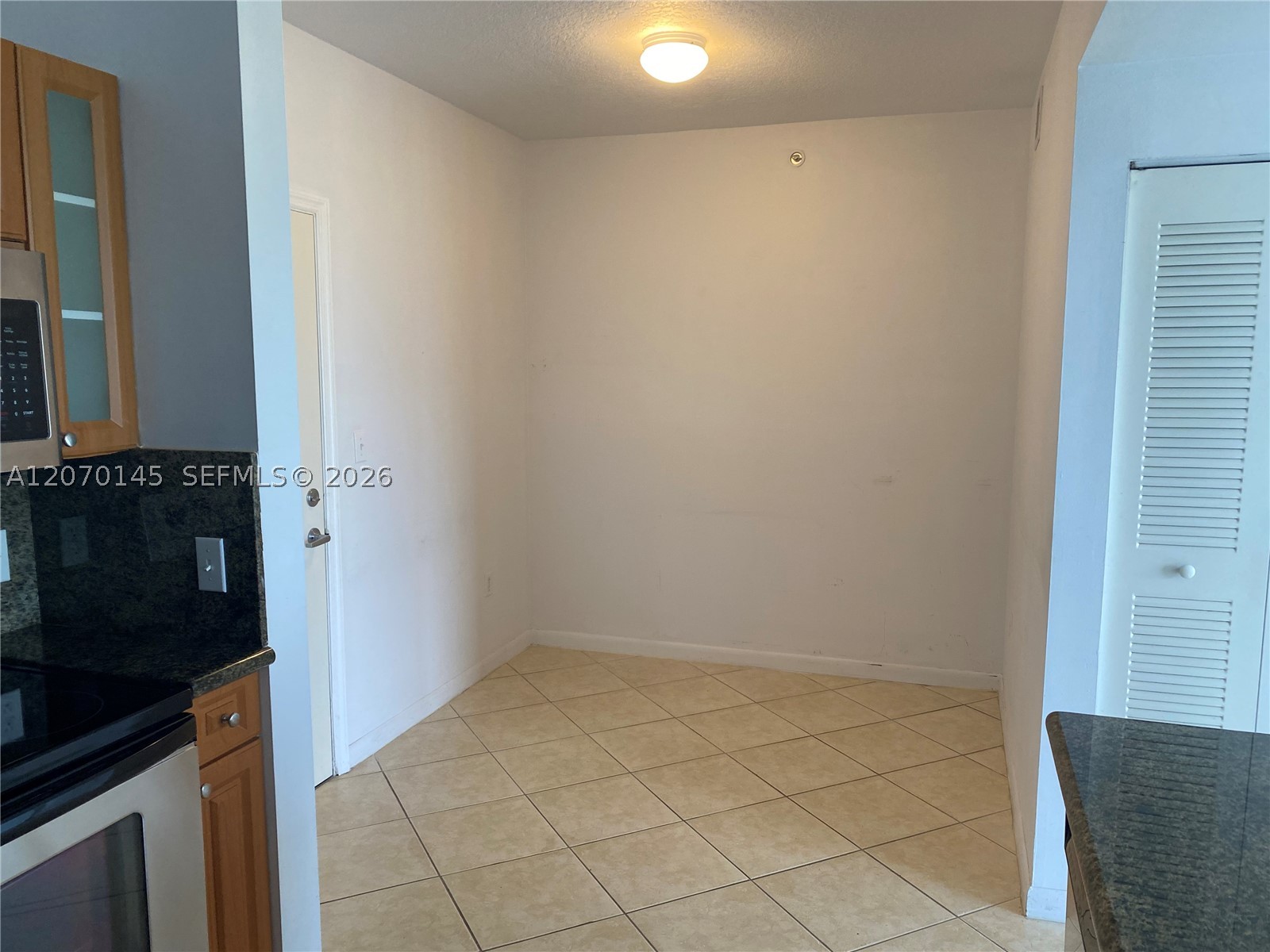 1 Glen Royal Pkwy #1113, Miami FL 33125