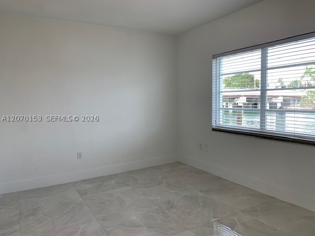 7207 Bay Dr #23, Miami Beach FL 33141