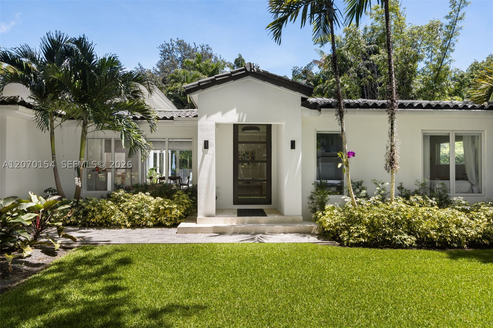 1015 Bayamo Ave, Coral Gables FL 33146