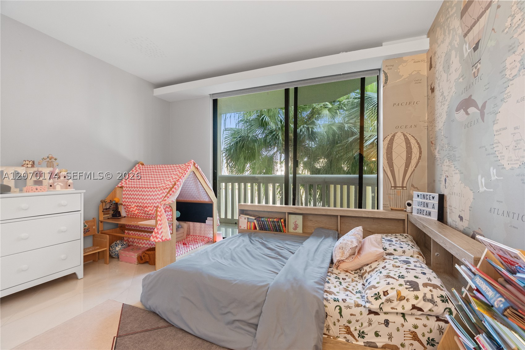 1000 W Island Blvd #202, Aventura FL 33160