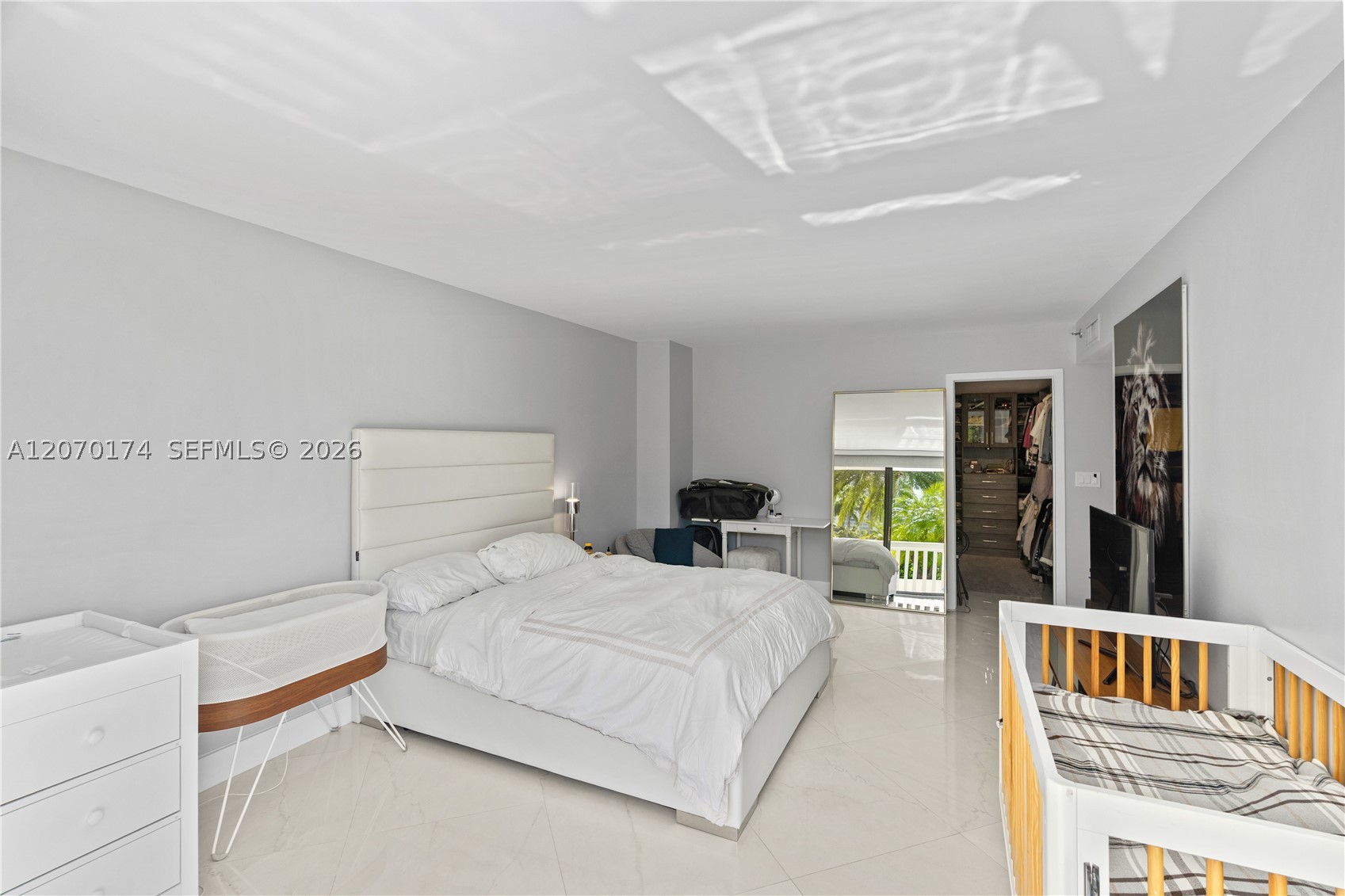 1000 W Island Blvd #202, Aventura FL 33160