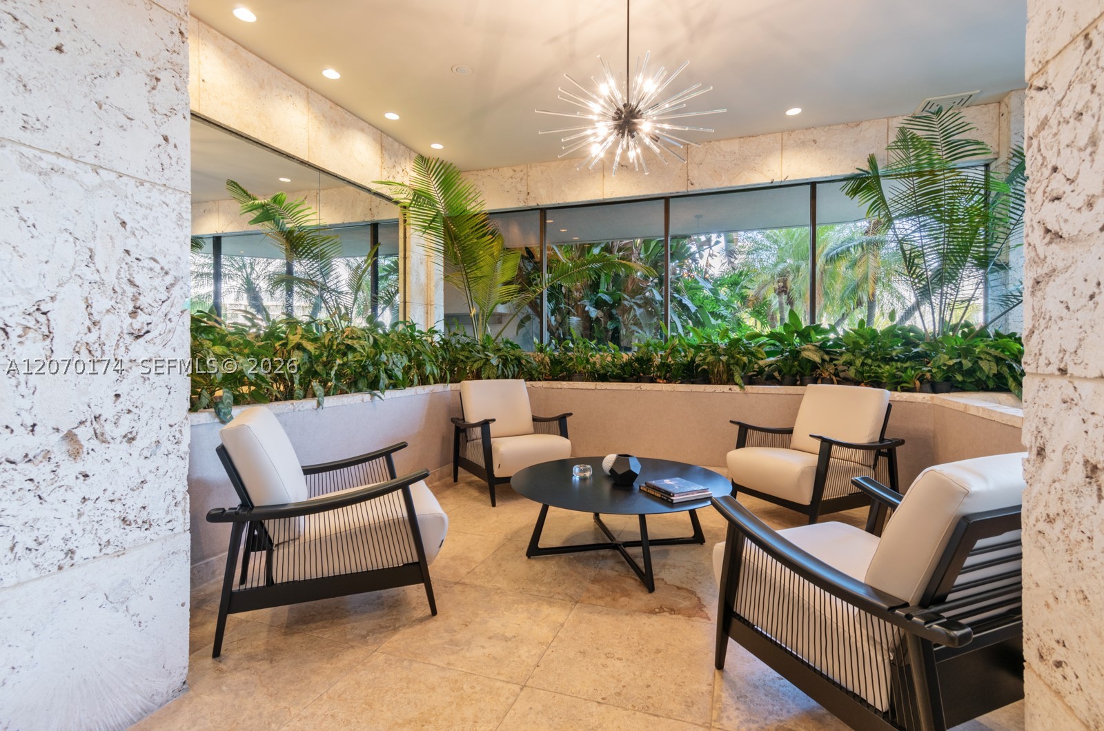 1000 W Island Blvd #202, Aventura FL 33160