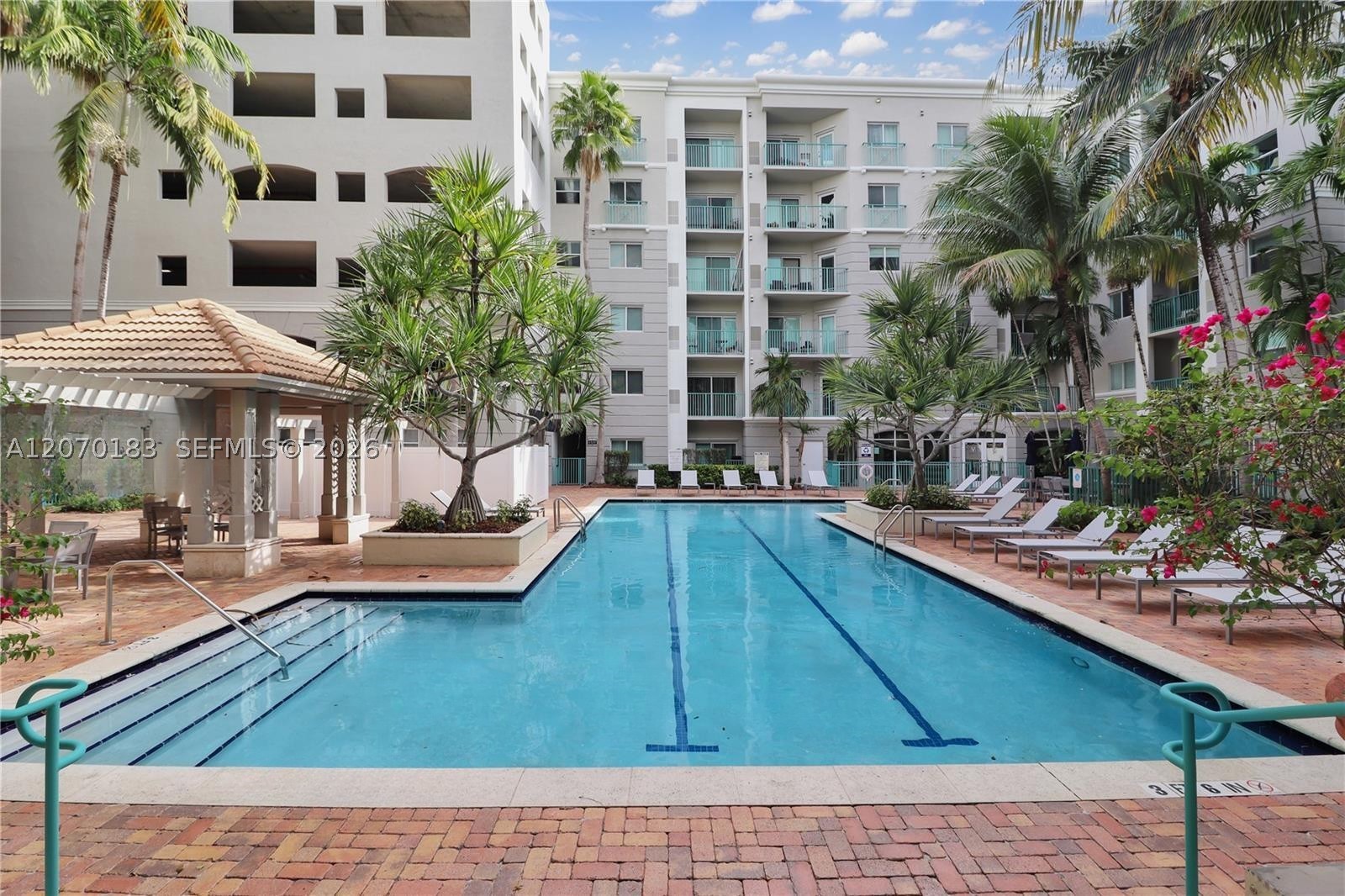 6001 SW 70th St #625, South Miami FL 33143