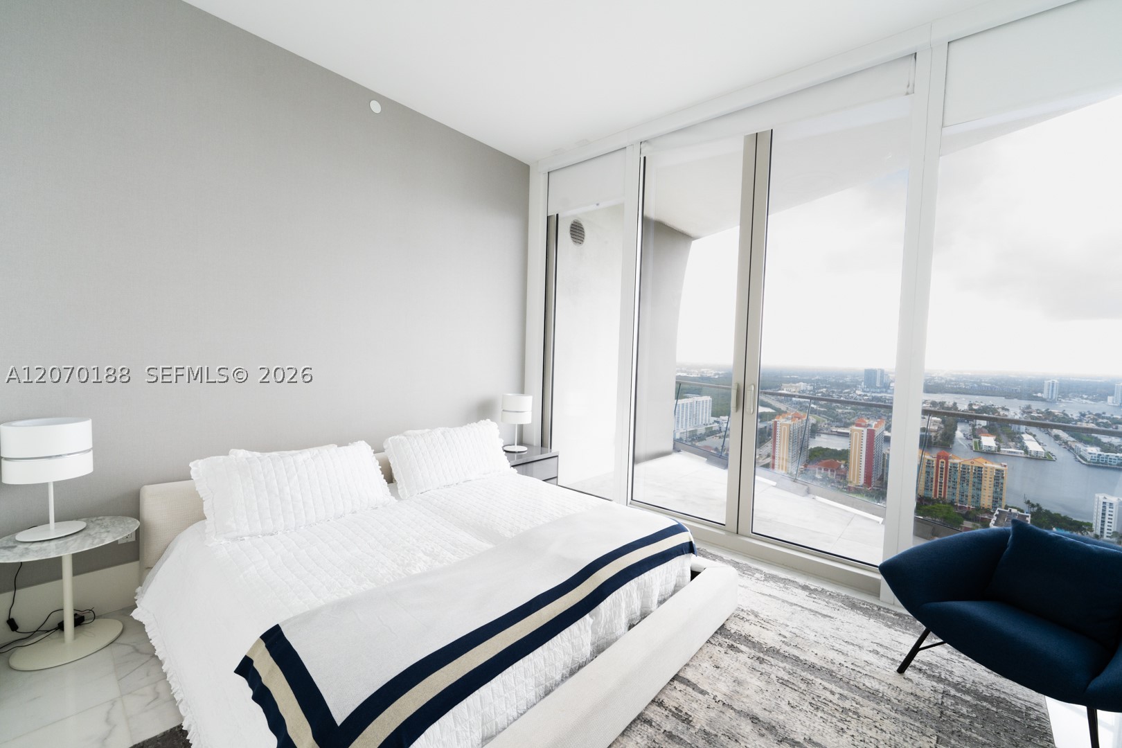 16901 Collins Ave #4201, Sunny Isles Beach FL 33160