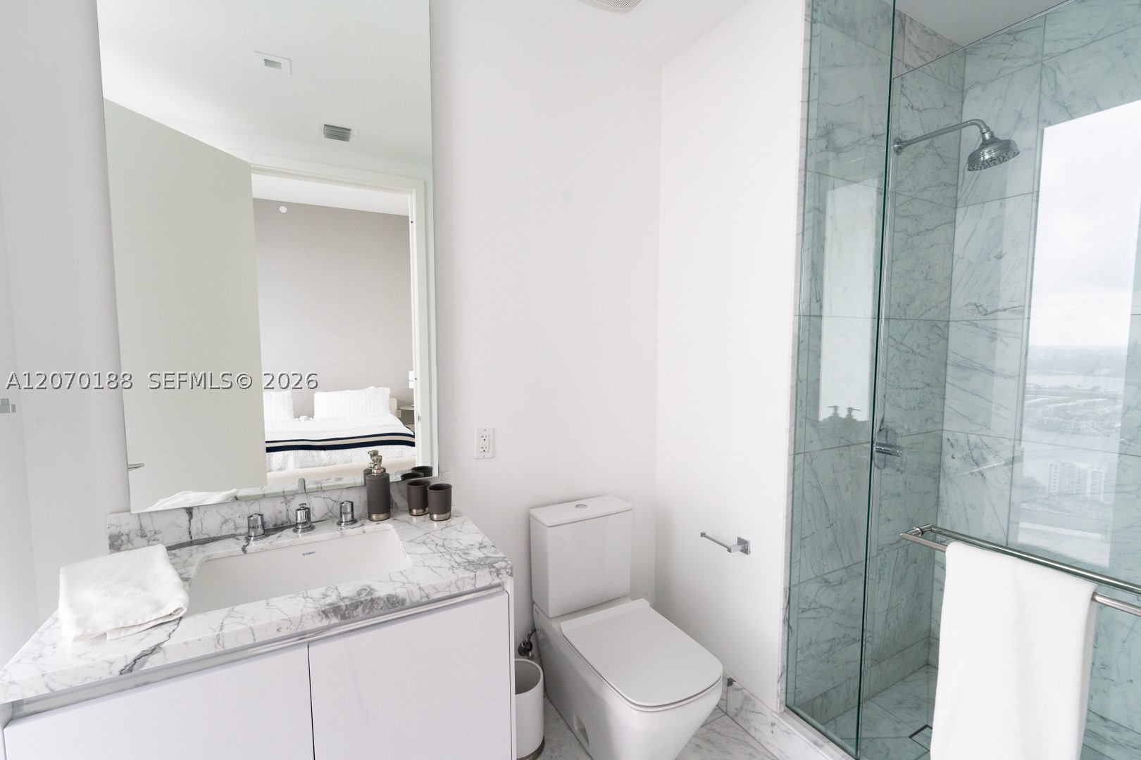 16901 Collins Ave #4201, Sunny Isles Beach FL 33160