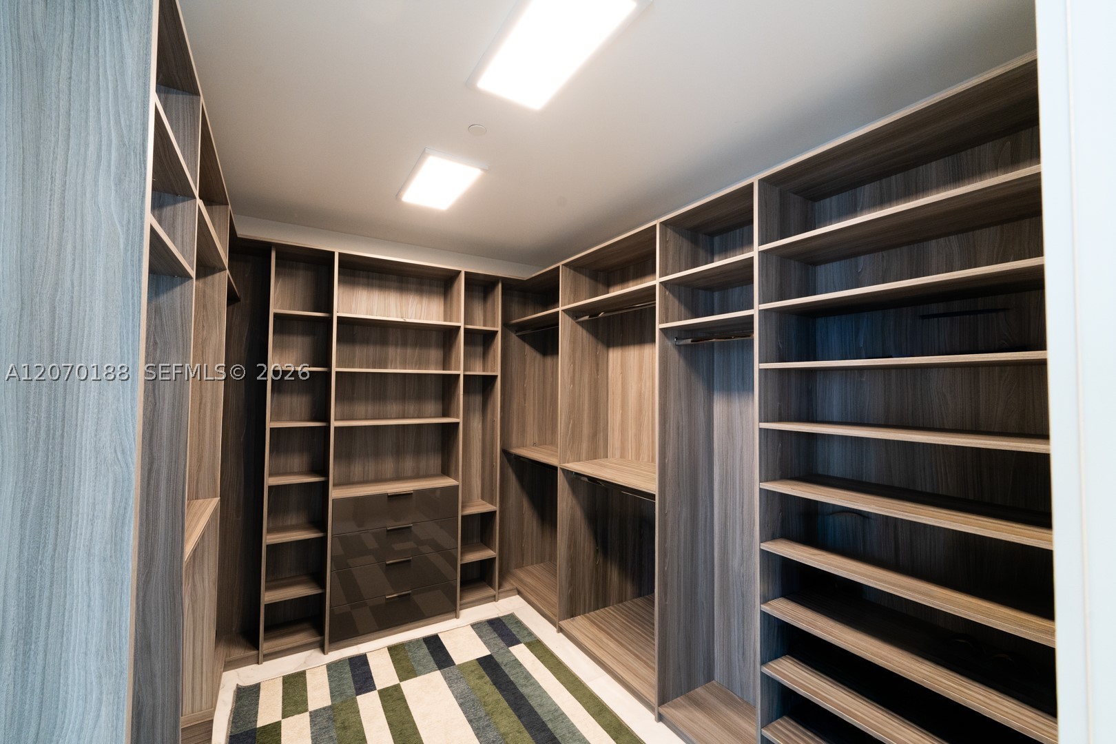 16901 Collins Ave #4201, Sunny Isles Beach FL 33160