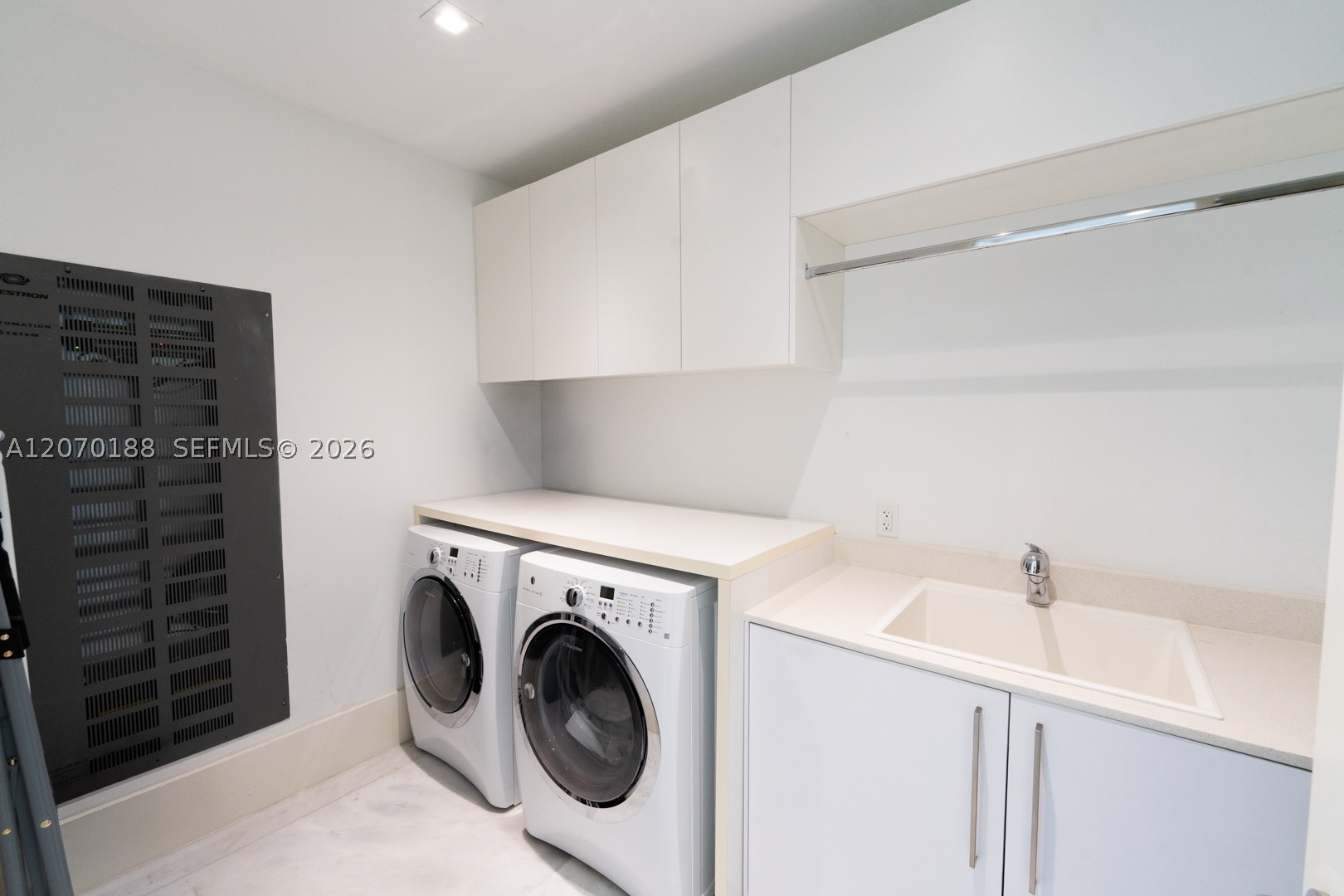 16901 Collins Ave #4201, Sunny Isles Beach FL 33160