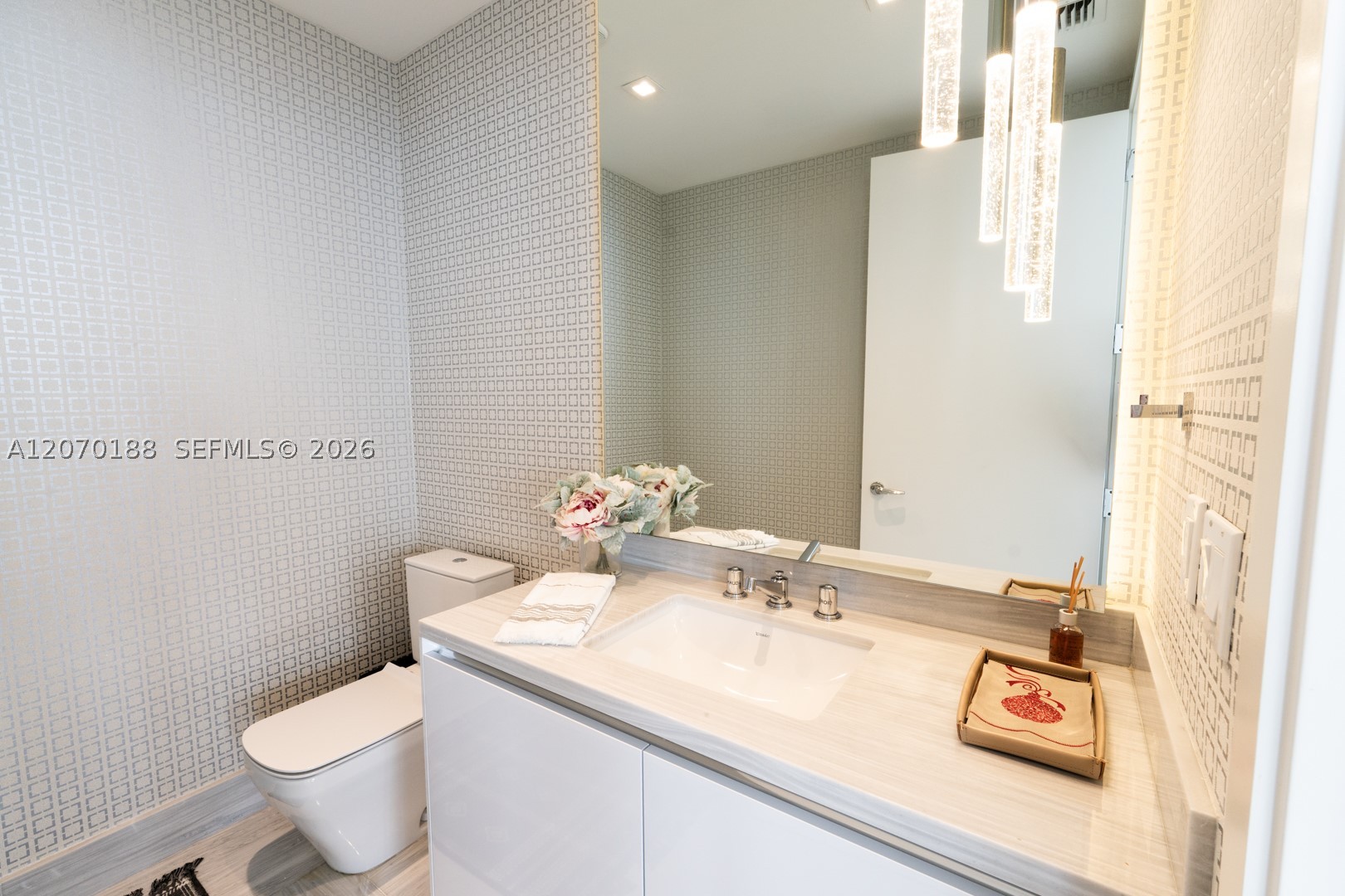 16901 Collins Ave #4201, Sunny Isles Beach FL 33160