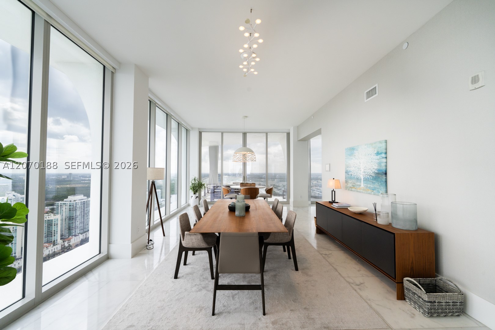 16901 Collins Ave #4201, Sunny Isles Beach FL 33160