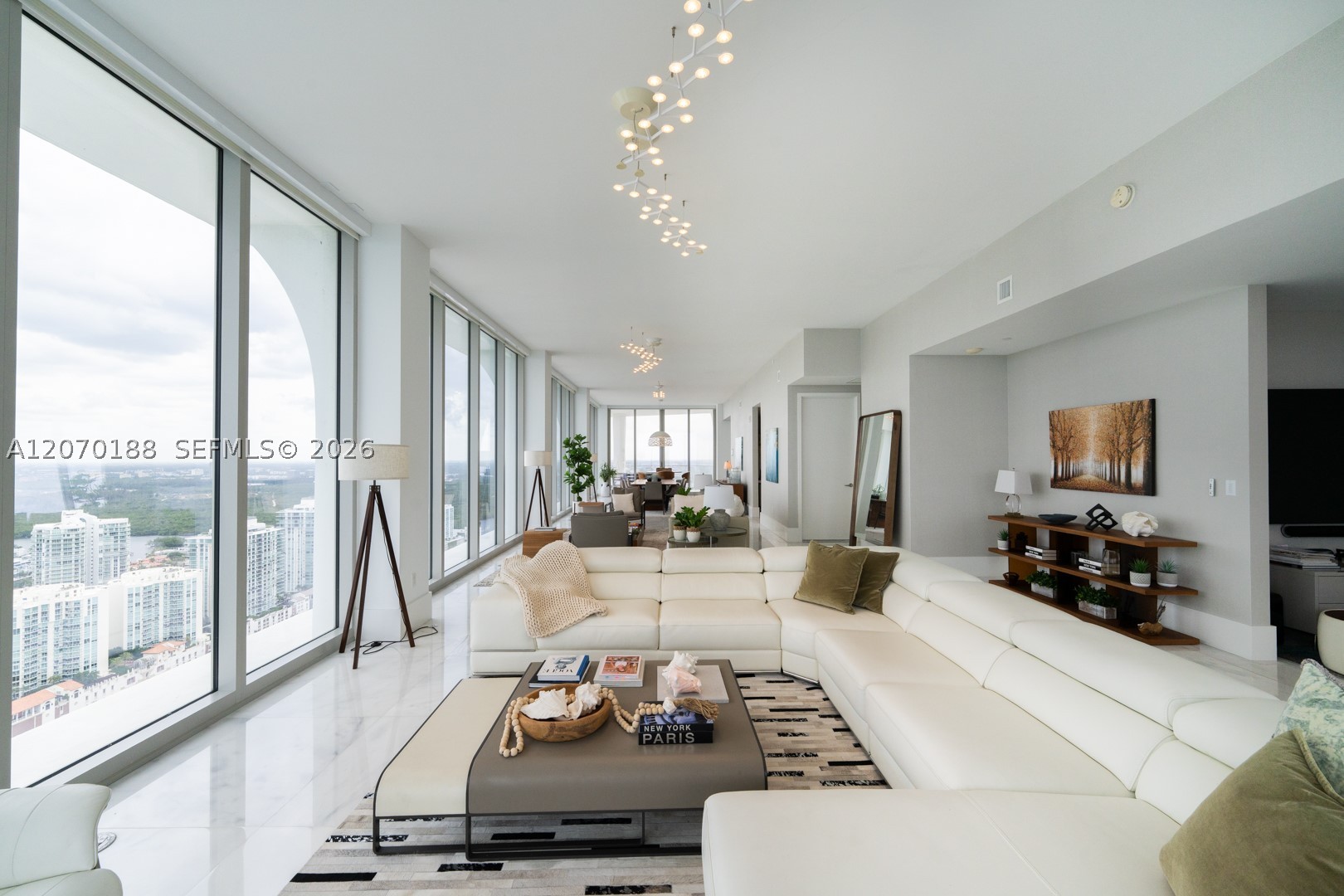 16901 Collins Ave #4201, Sunny Isles Beach FL 33160