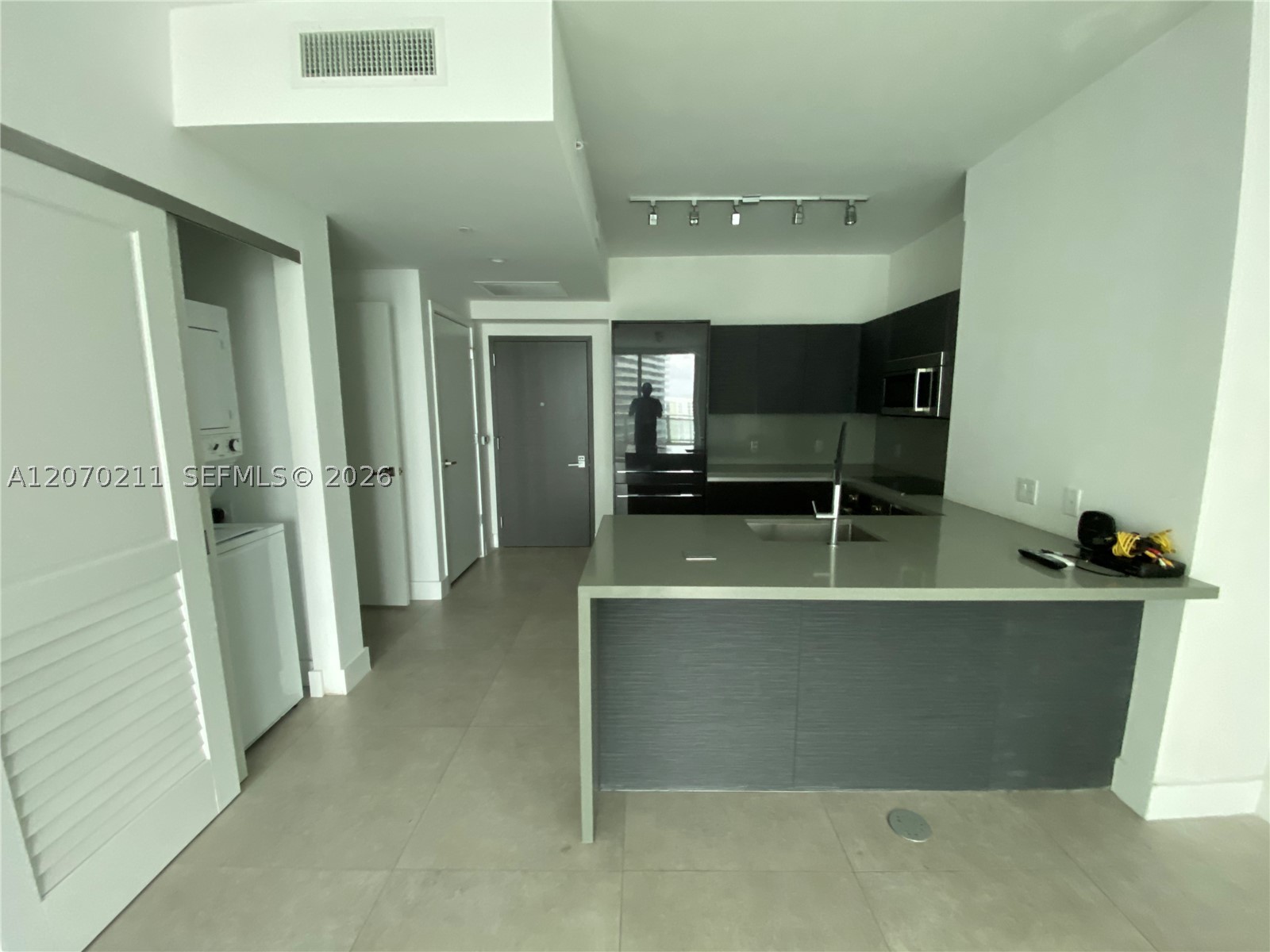 1080 Brickell Ave #2505, Miami FL 33131