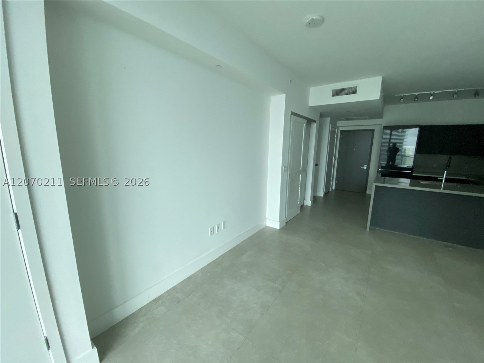 1080 Brickell Ave #2505, Miami FL 33131