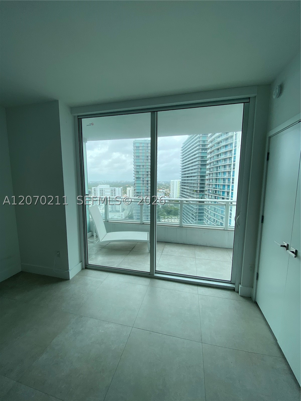 1080 Brickell Ave #2505, Miami FL 33131