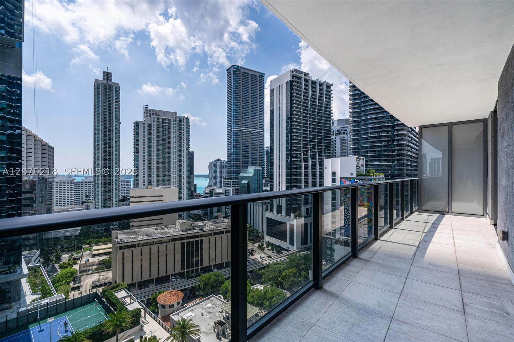 45 SW 9th St #2002, Miami FL 33130