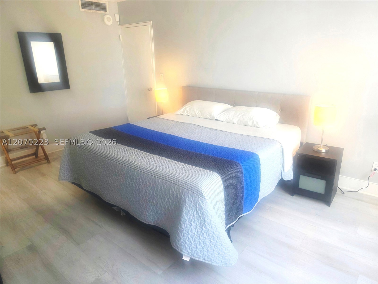 5151 Collins Ave #427, Miami Beach FL 33140
