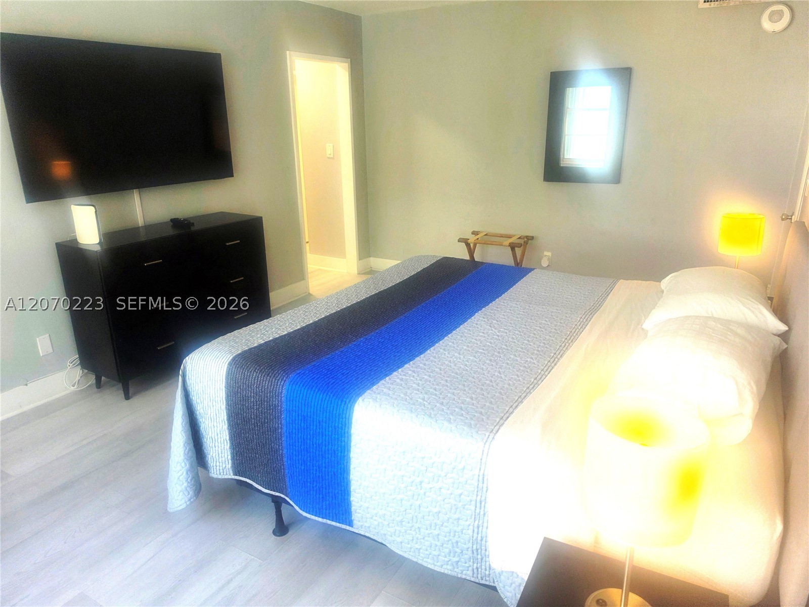 5151 Collins Ave #427, Miami Beach FL 33140