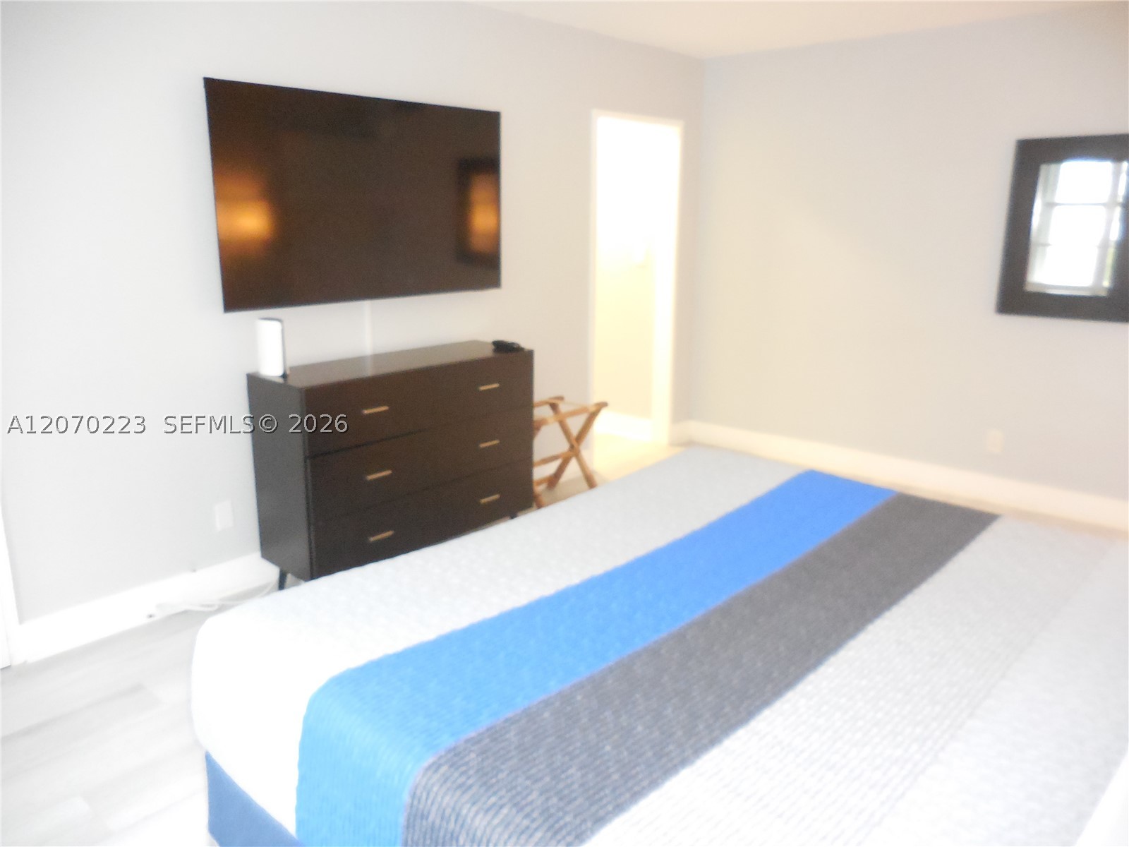 5151 Collins Ave #427, Miami Beach FL 33140