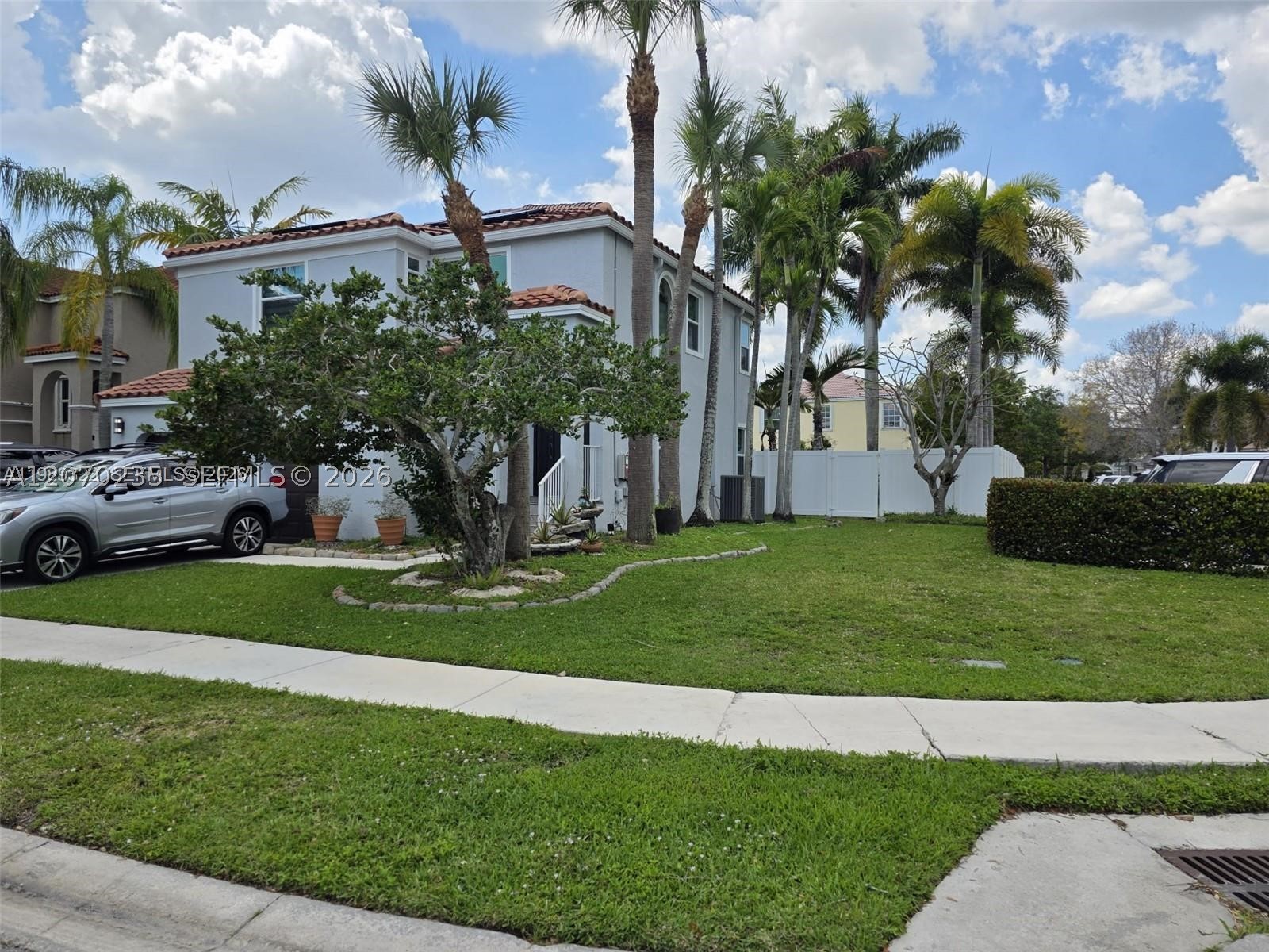 680 NW 159th Ave, Pembroke Pines FL 33028