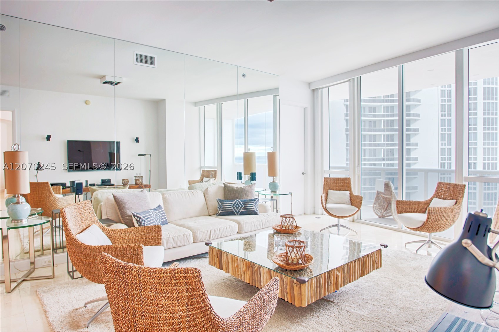 15811 Collins Ave #2303, Sunny Isles Beach FL 33160