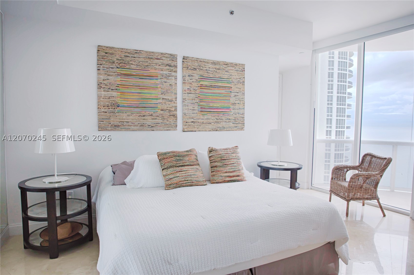 15811 Collins Ave #2303, Sunny Isles Beach FL 33160