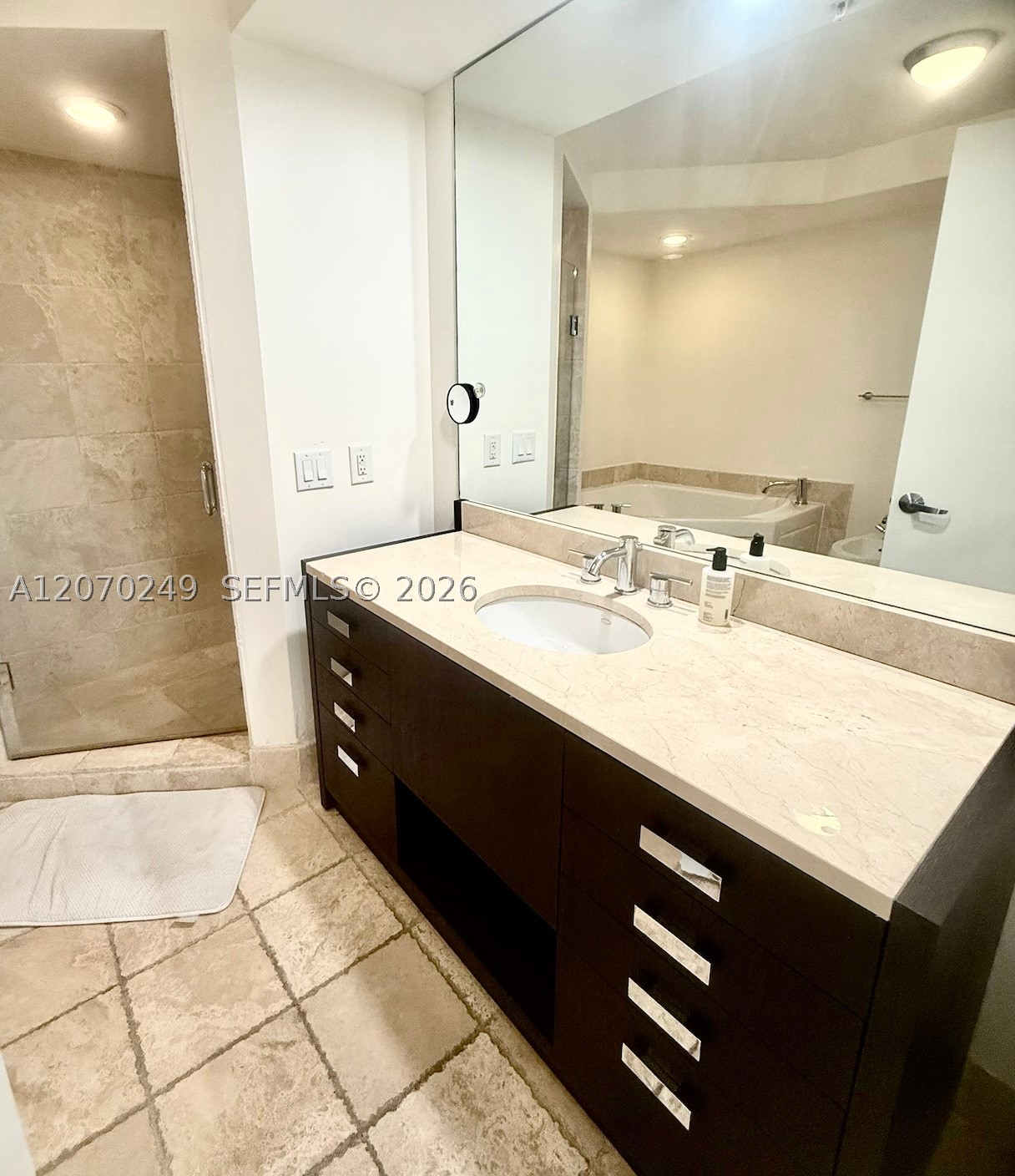 18201 Collins Ave #908, Sunny Isles Beach FL 33160