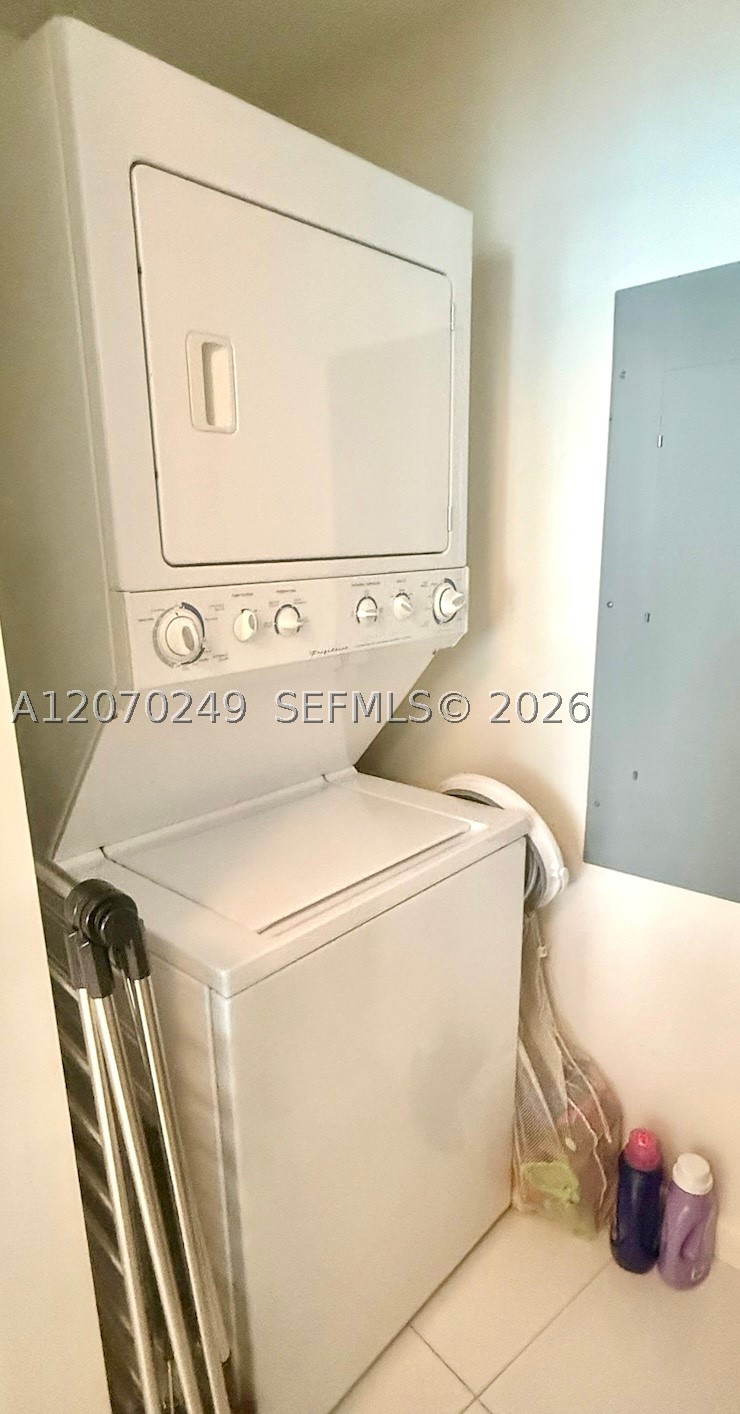 18201 Collins Ave #908, Sunny Isles Beach FL 33160