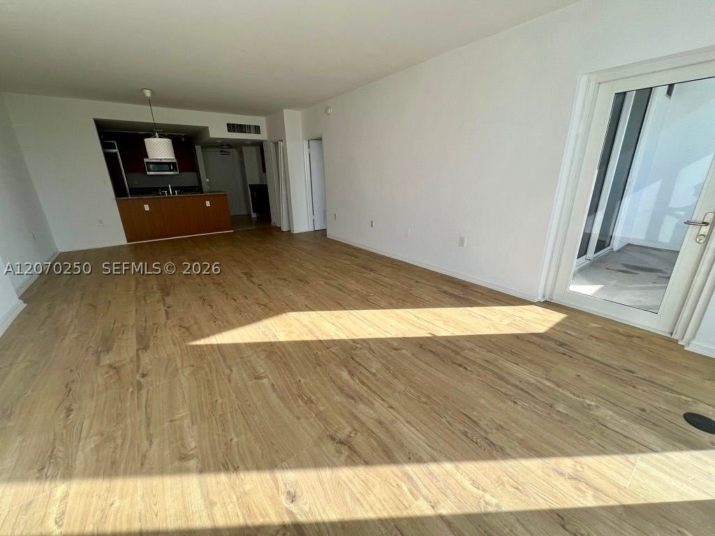 10275 Collins Ave #415, Bal Harbour FL 33154