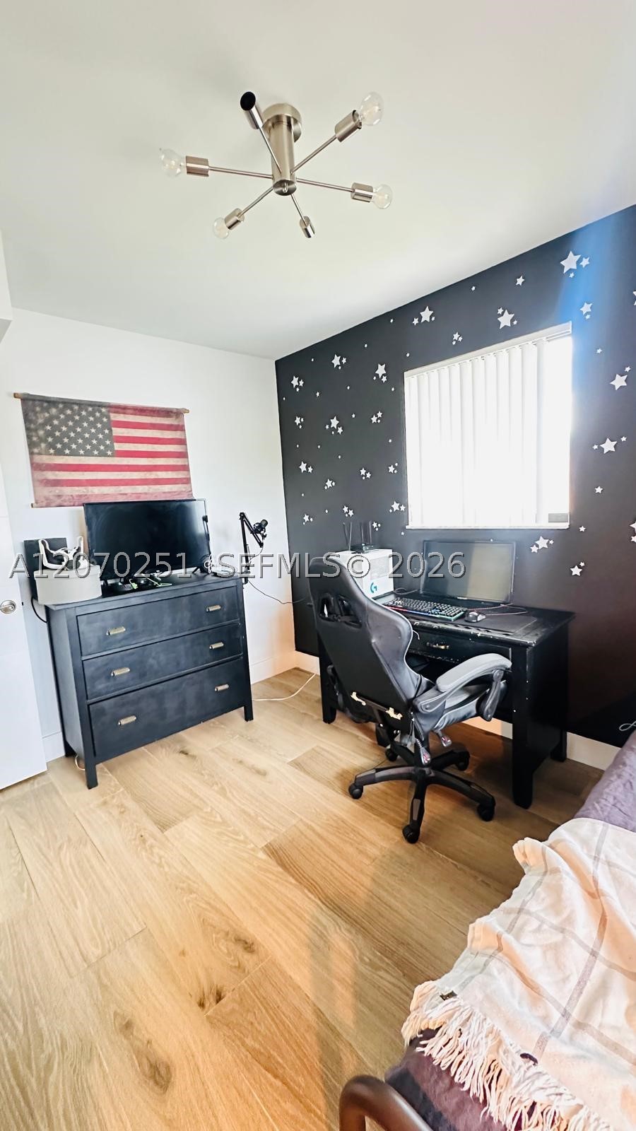 223 Lakeview Dr #204, Weston FL 33326