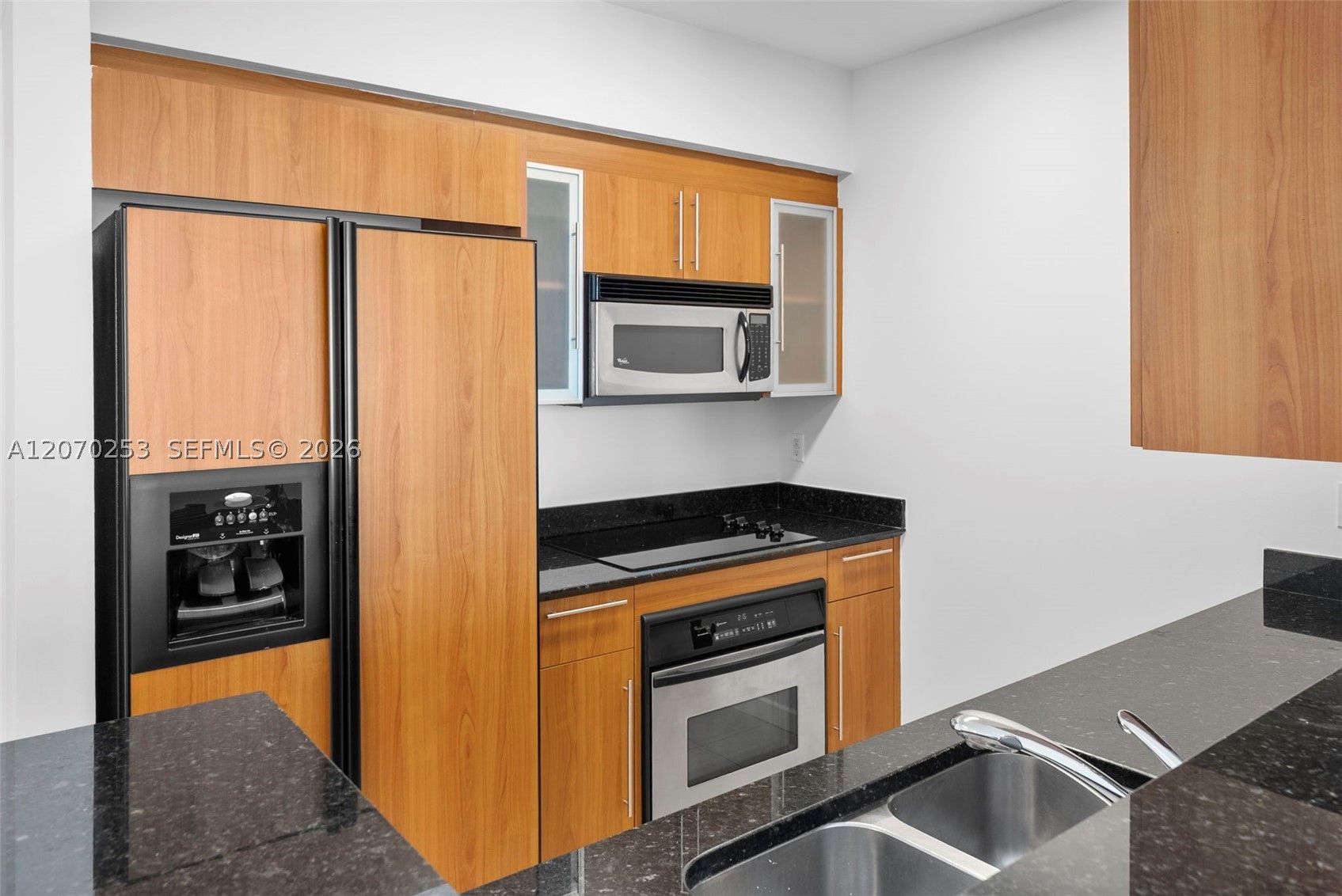 335 S Biscayne Blvd #1910, Miami FL 33131