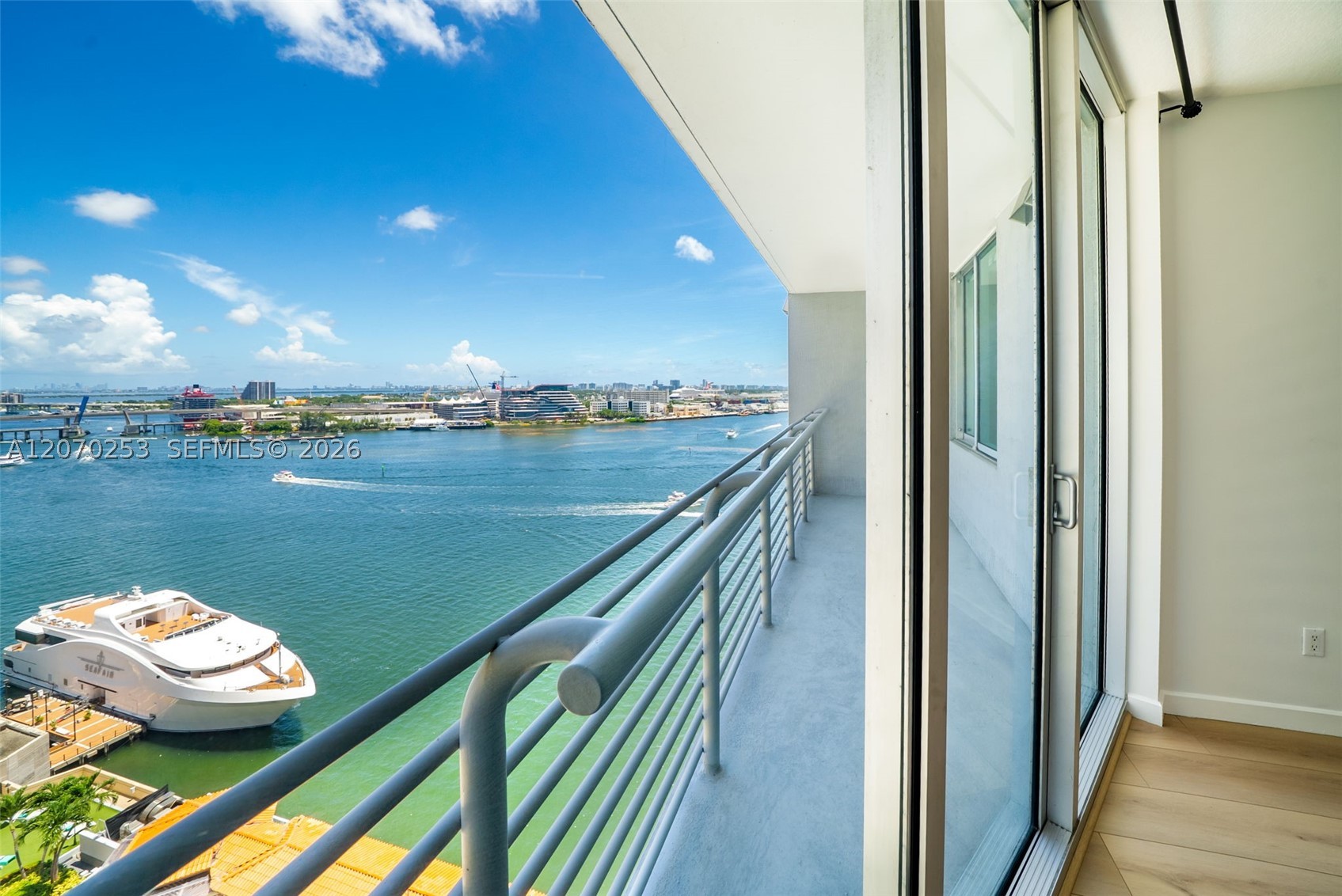 335 S Biscayne Blvd #1910, Miami FL 33131