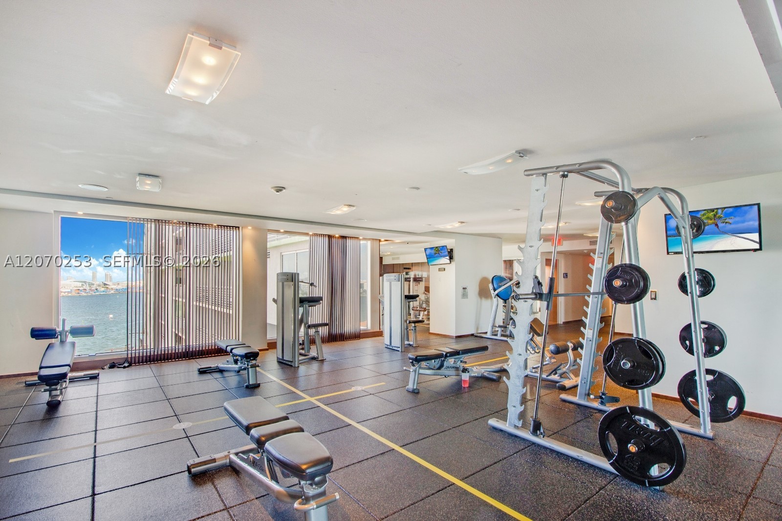 335 S Biscayne Blvd #1910, Miami FL 33131