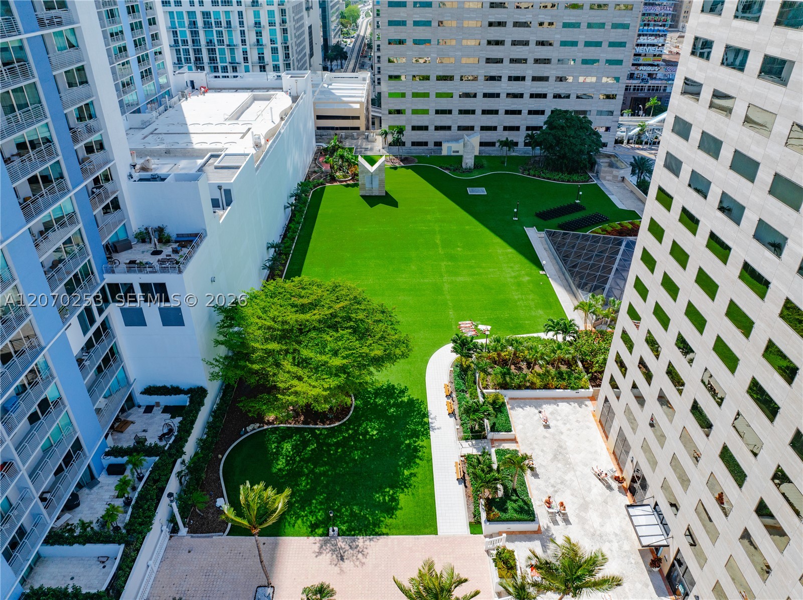 335 S Biscayne Blvd #1910, Miami FL 33131