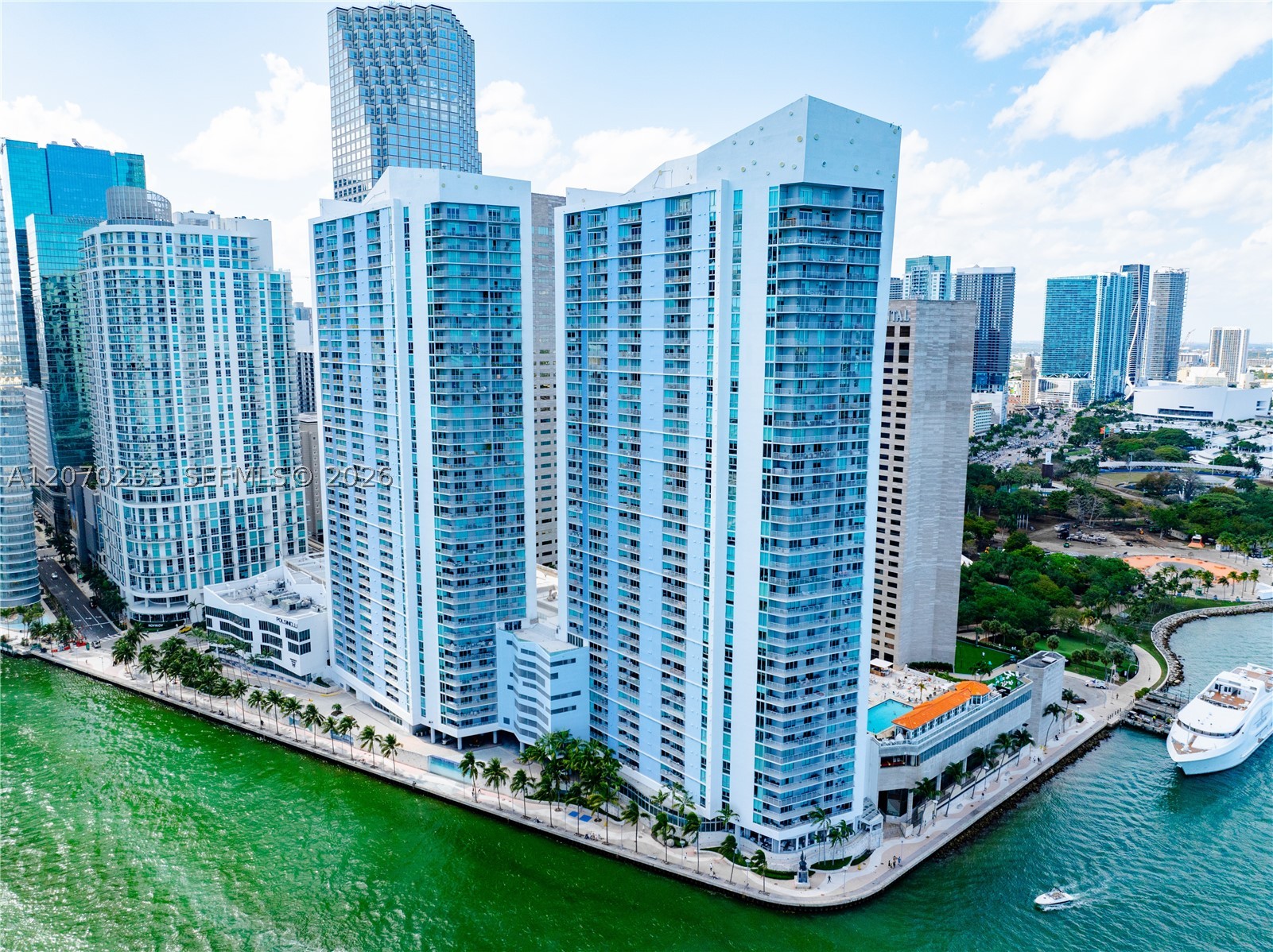 335 S Biscayne Blvd #1910, Miami FL 33131