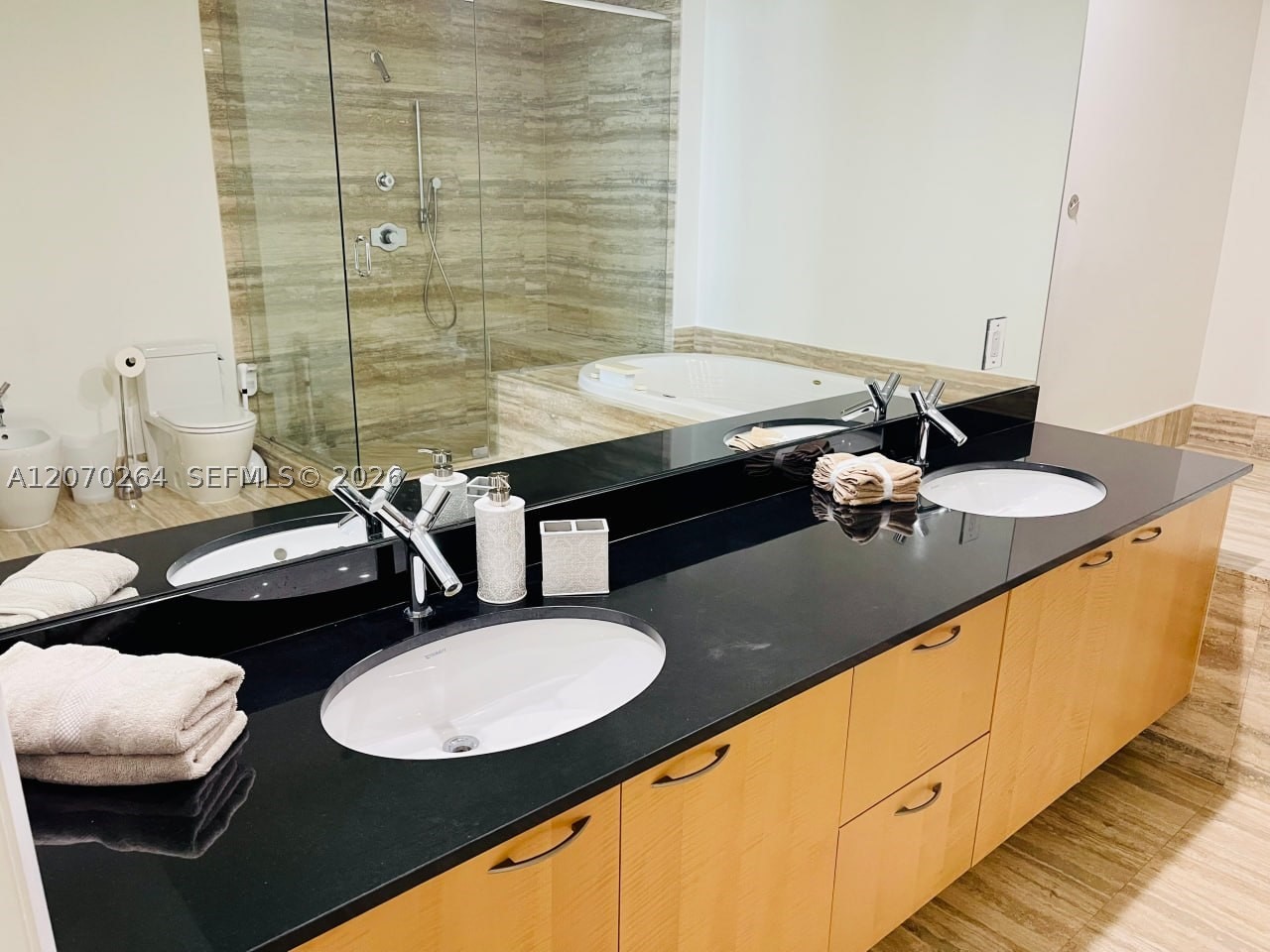 15811 Collins Ave #2103, Sunny Isles Beach FL 33160