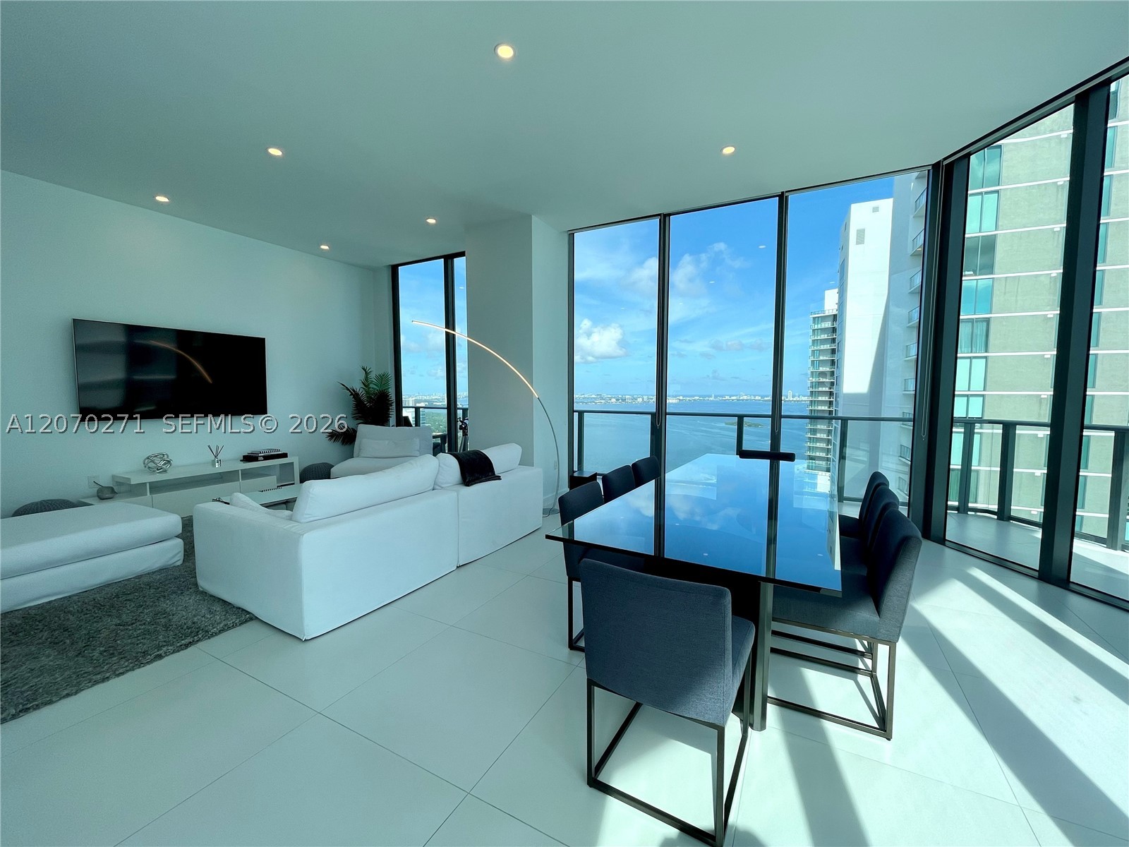 501 NE 31st St #PH4403, Miami FL 33137