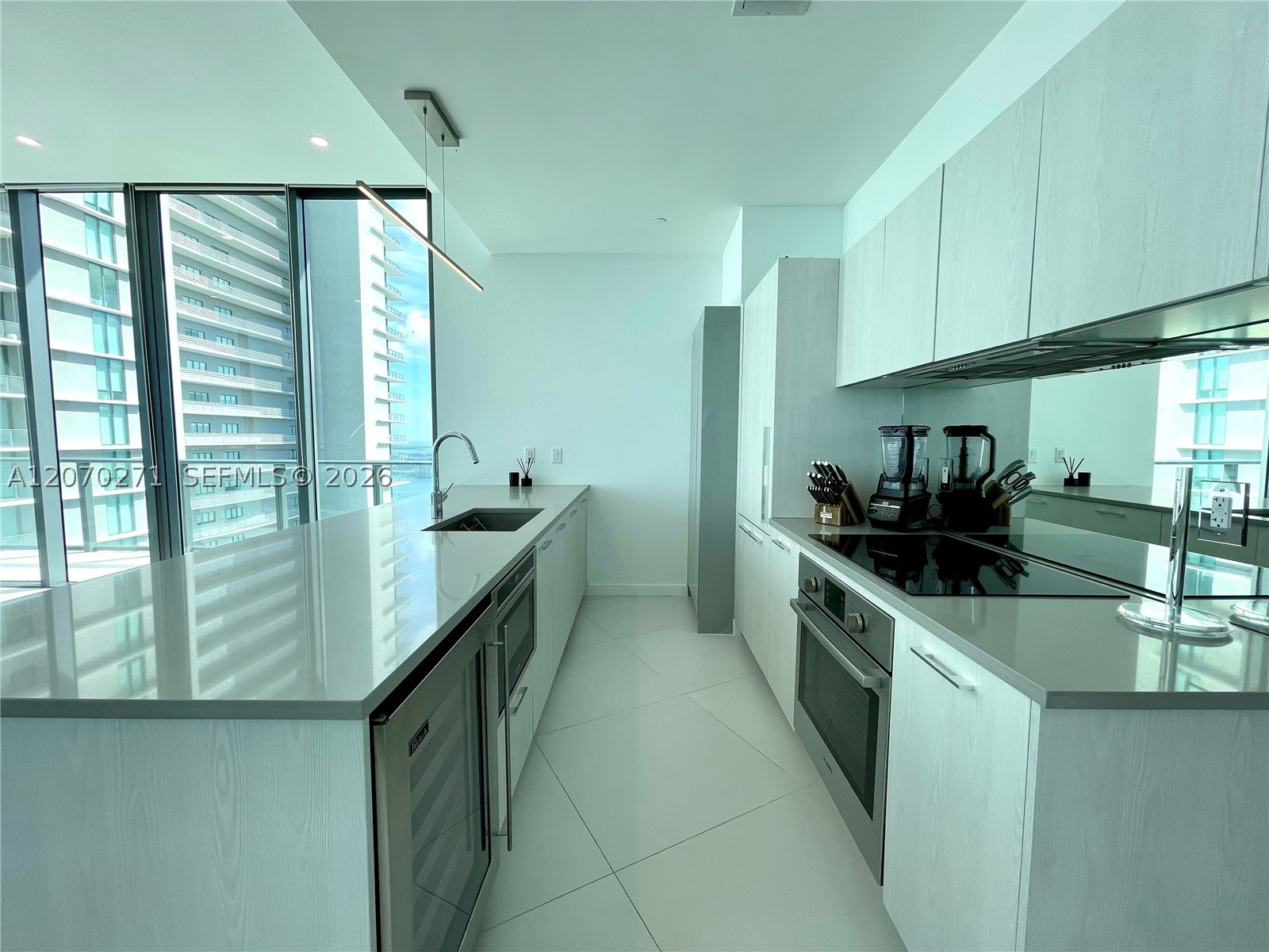 501 NE 31st St #PH4403, Miami FL 33137
